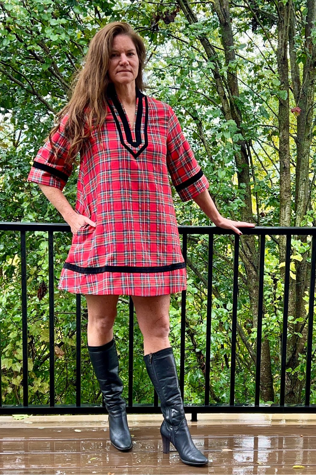 Entro Plaid velvet trim dress