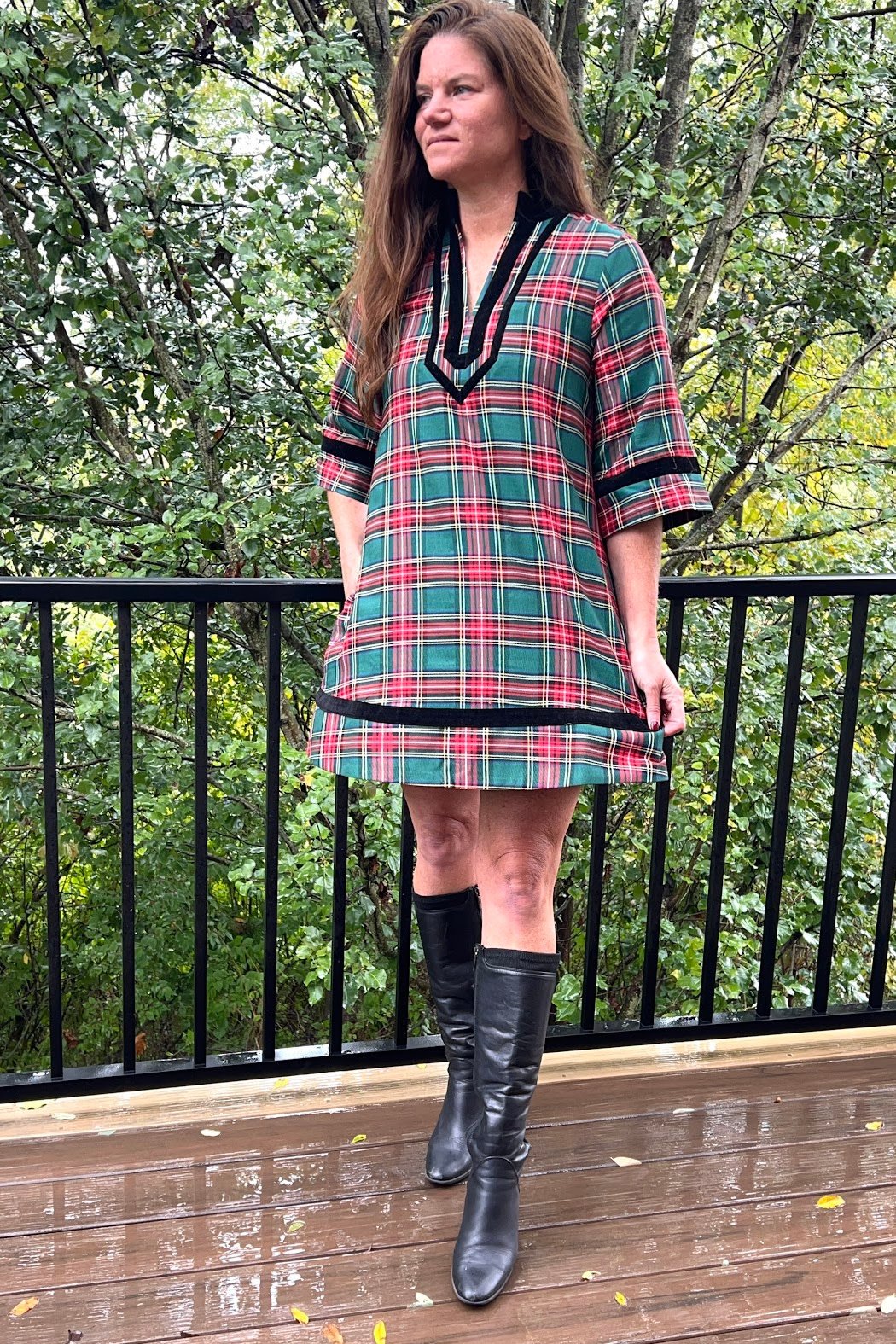 Entro Plaid velvet trim dress