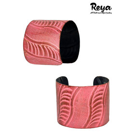 Reya Jewellery Reya Cuff Bracelet Metal Indian Red Dust