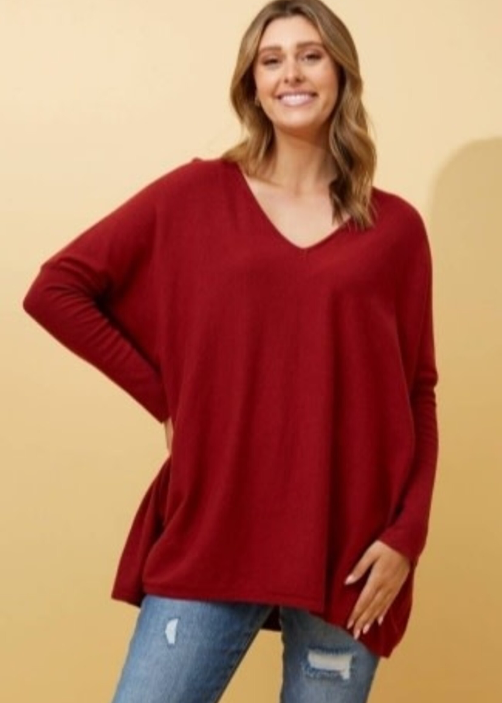 Carolin Morgan Long sleeve oversize v-neck knitted top