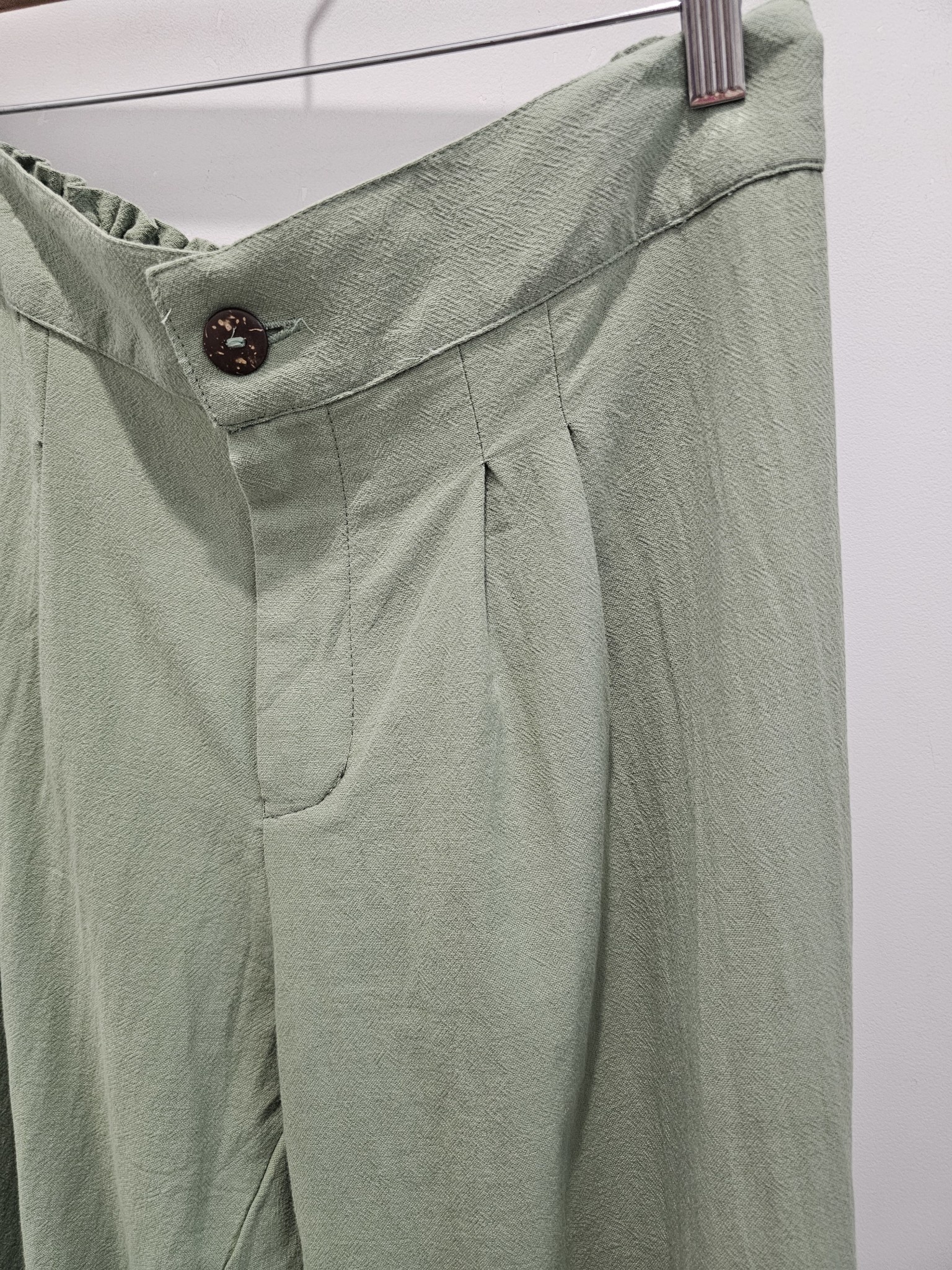 Savarna Tribe Flue Green Linen Pants