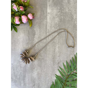 Imagine Fashion Megane Necklace