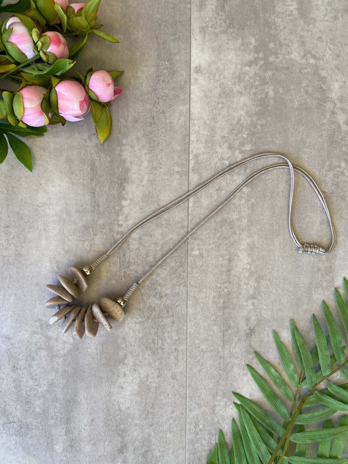 Imagine Fashion Megane Necklace