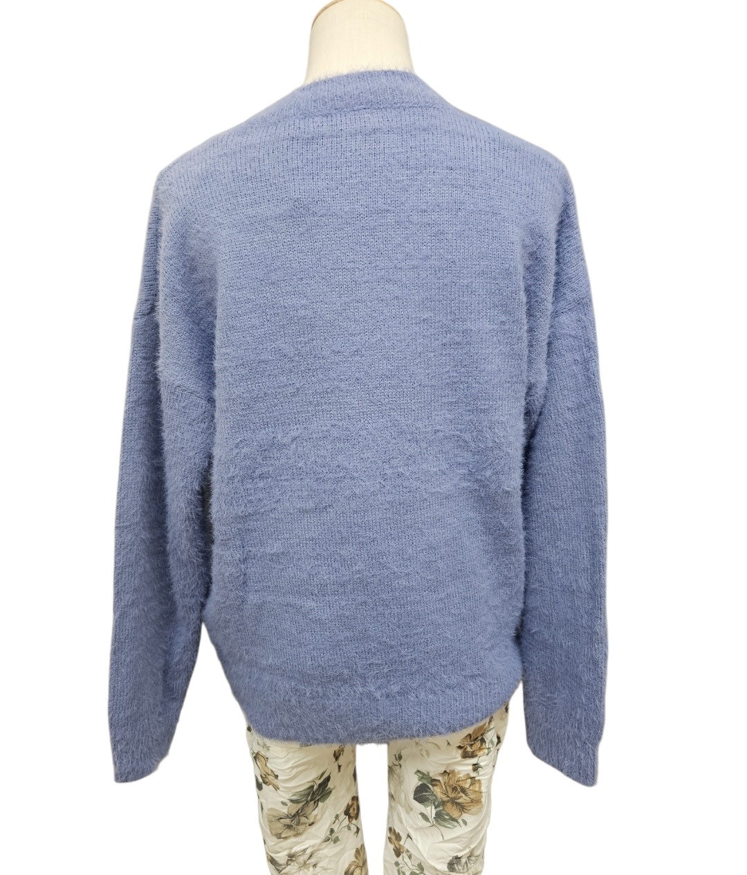 Fria the Label Mandy Fluffy V Neck Jumper