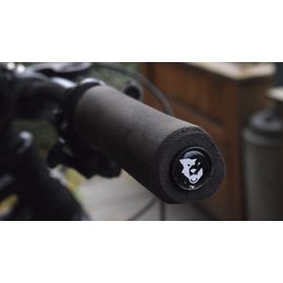 WOLFTOOTH Fat Paw Cam Bicycle Grips Black