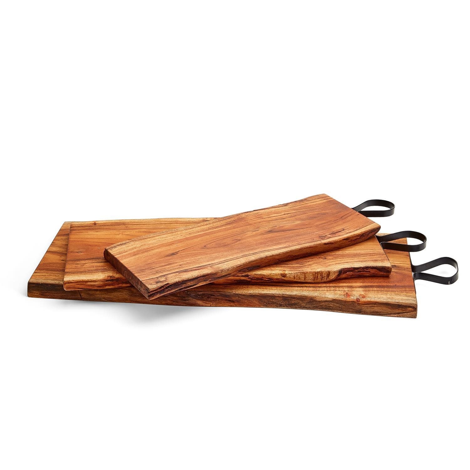 https://cdn.shoplightspeed.com/shops/641068/files/35913618/1500x4000x3/serving-board-with-iron-handle-medium.jpg