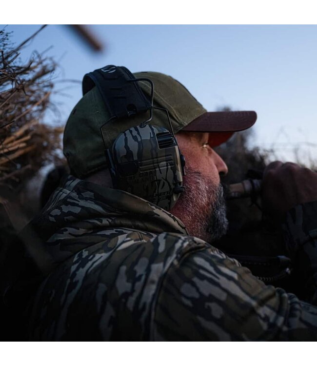 Walker Razor Slim Electronic Muff