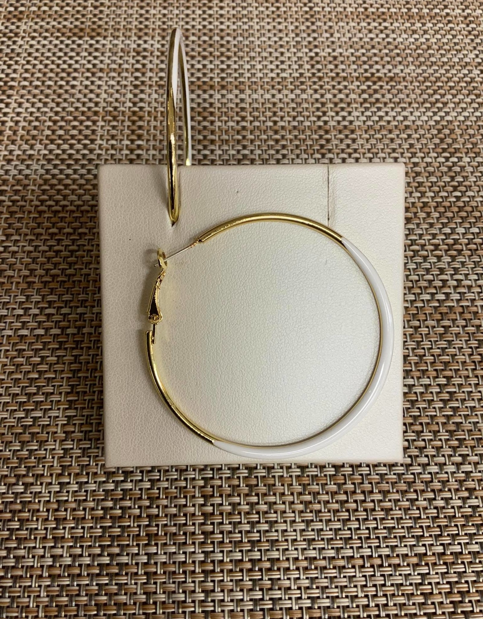 Earring Gold/White Hoop Large/Thin