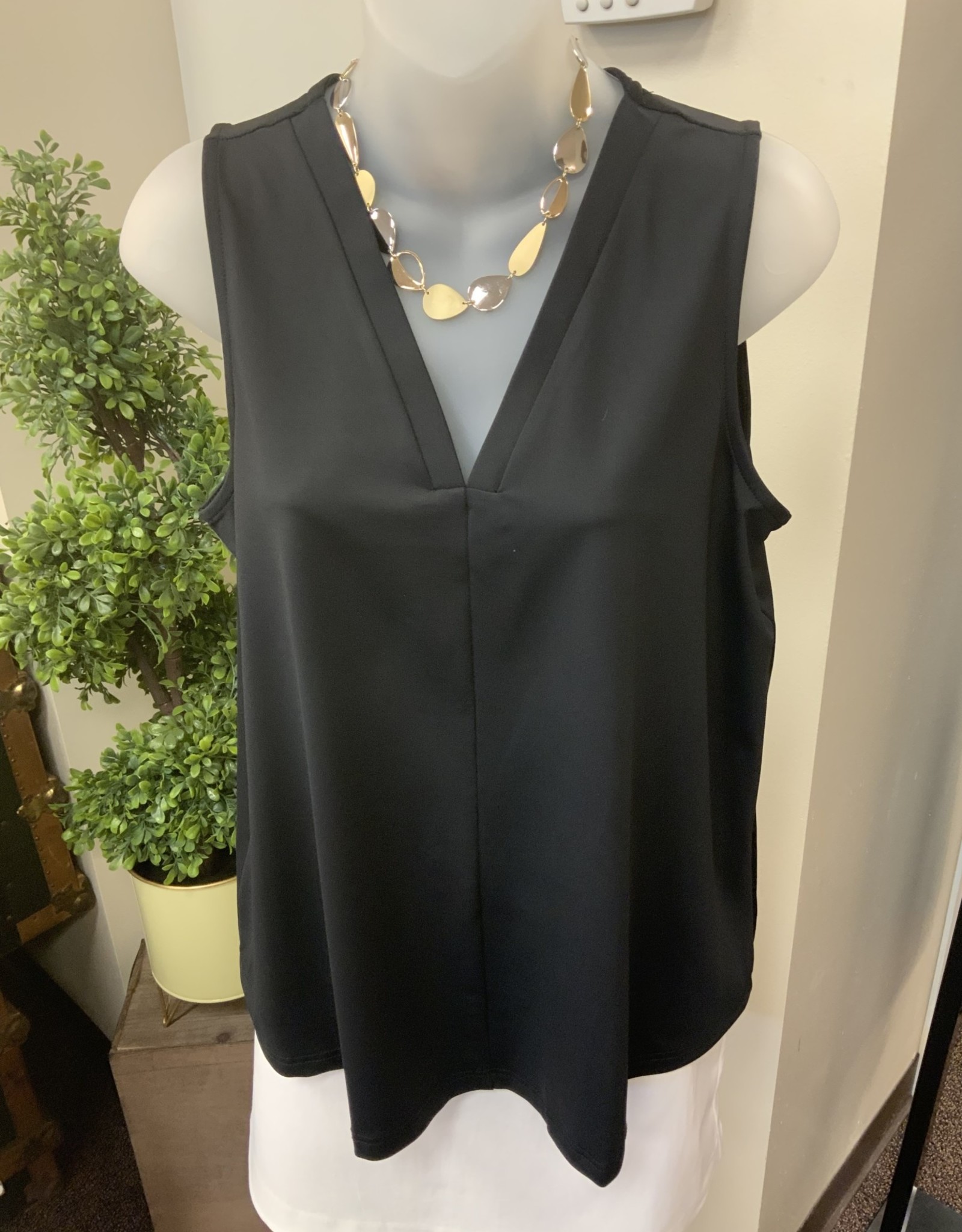 Lulu B Lulu B SPX5080S Black V-Neck Tank w/Center Seam Top