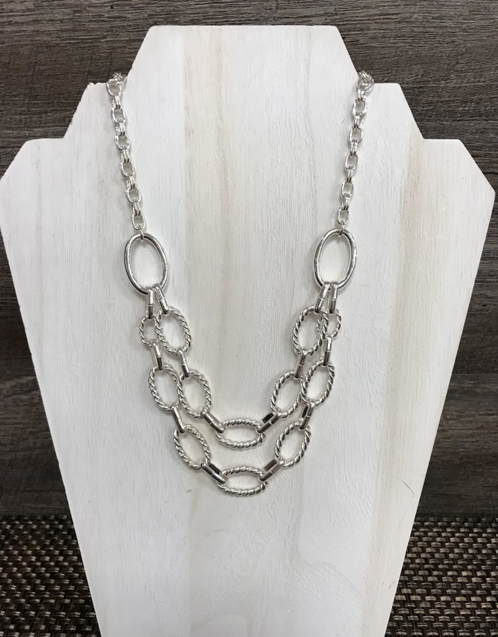 - Silver 2 Layer Circle Links Short Necklace