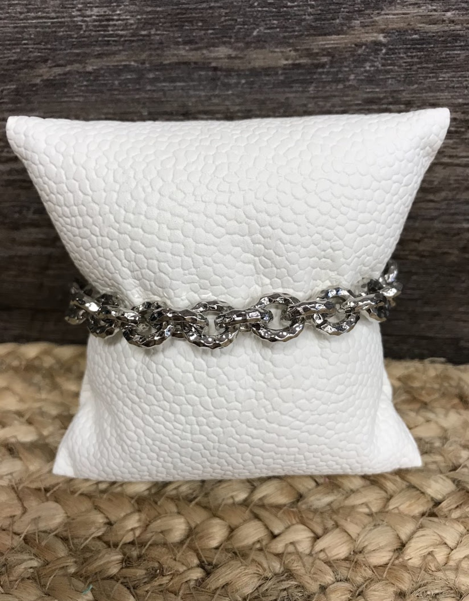 - Silver Textured Chain Bracelet