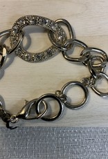 Silver Chain Link w/Decorative White Stone Ring Bracelet