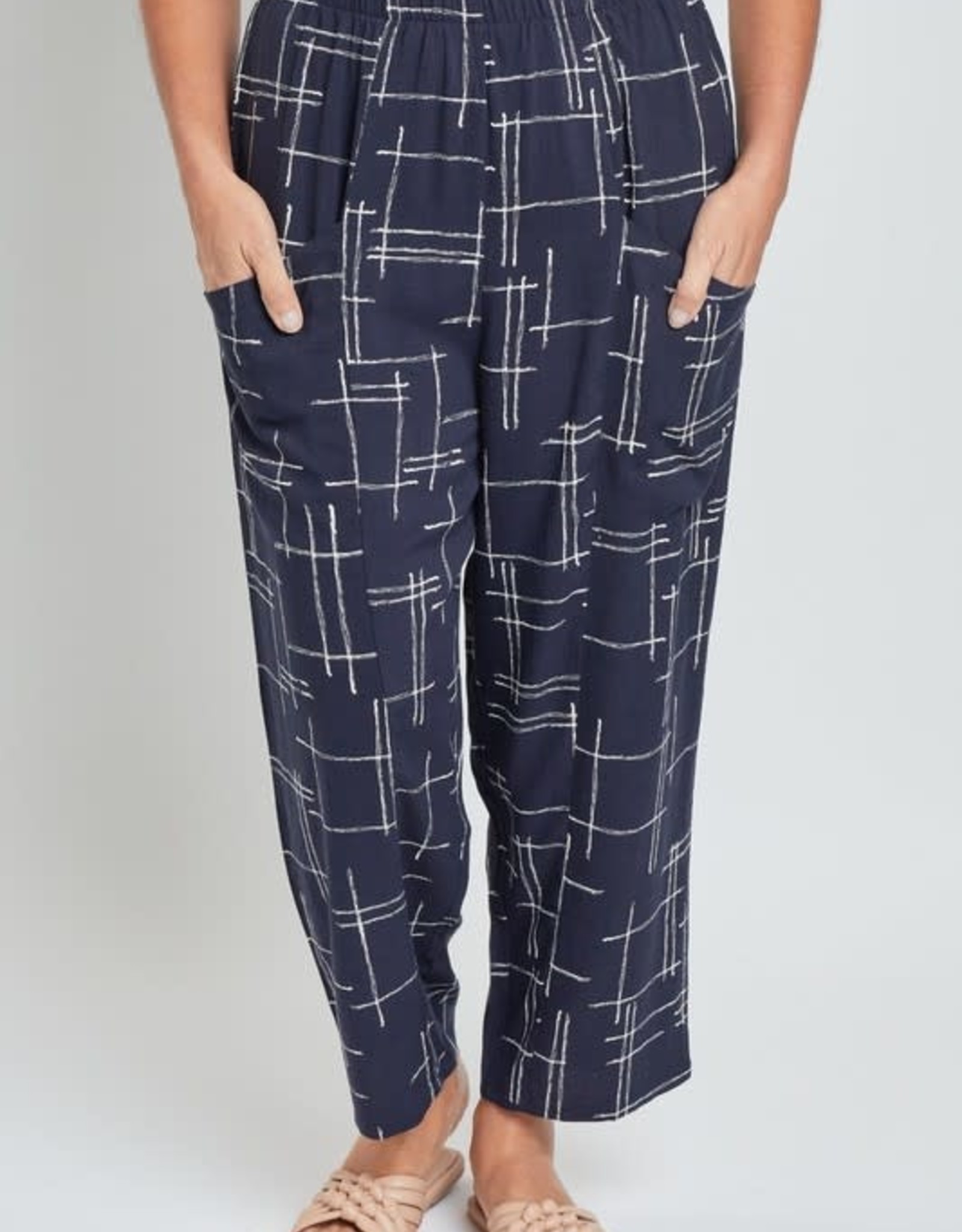 - Midnight Navy/White Print Pull-On Relaxed Rise Pant W/Tapered Leg