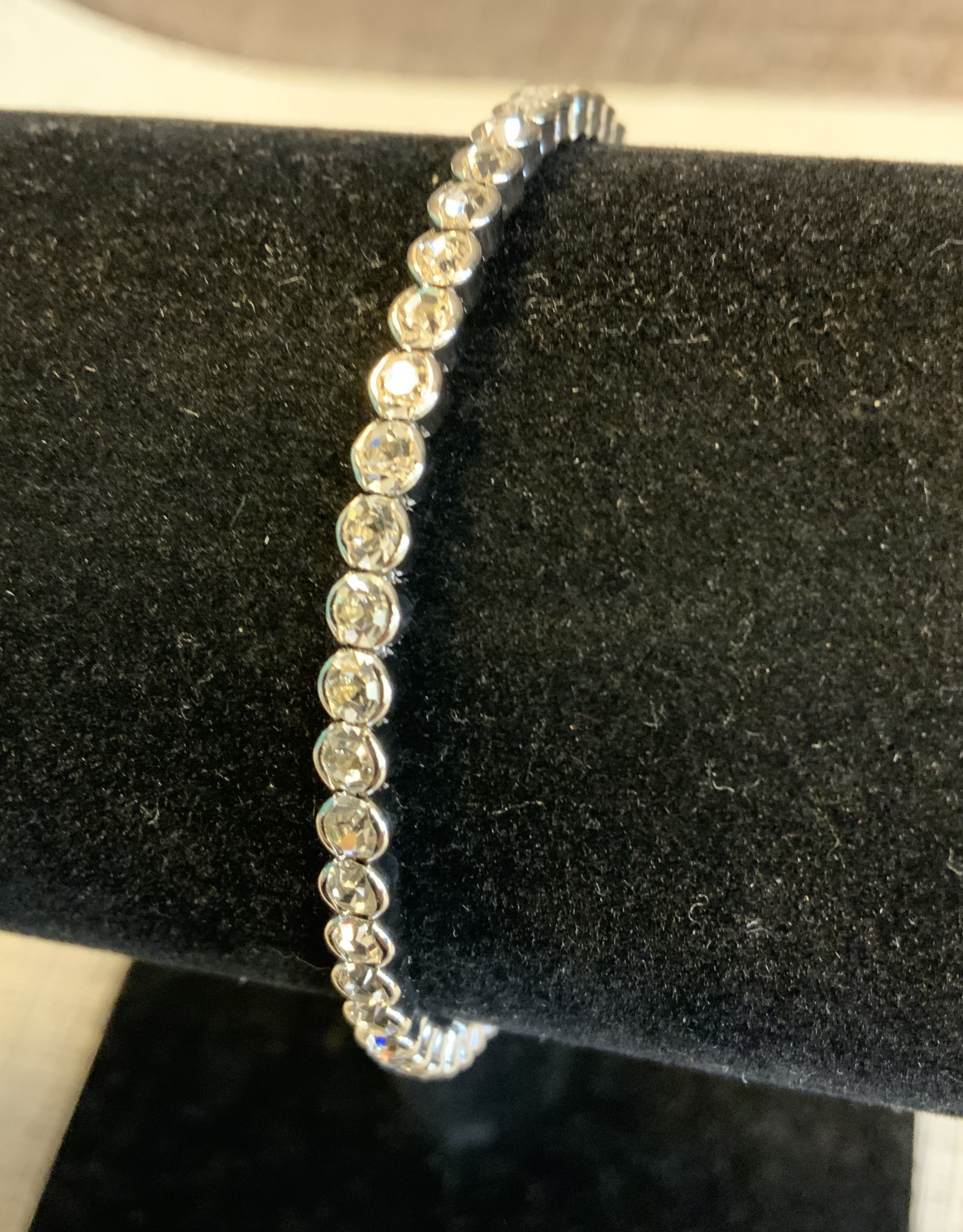 Crystal Slip-On Bracelet - Silver w/ Lg Stones