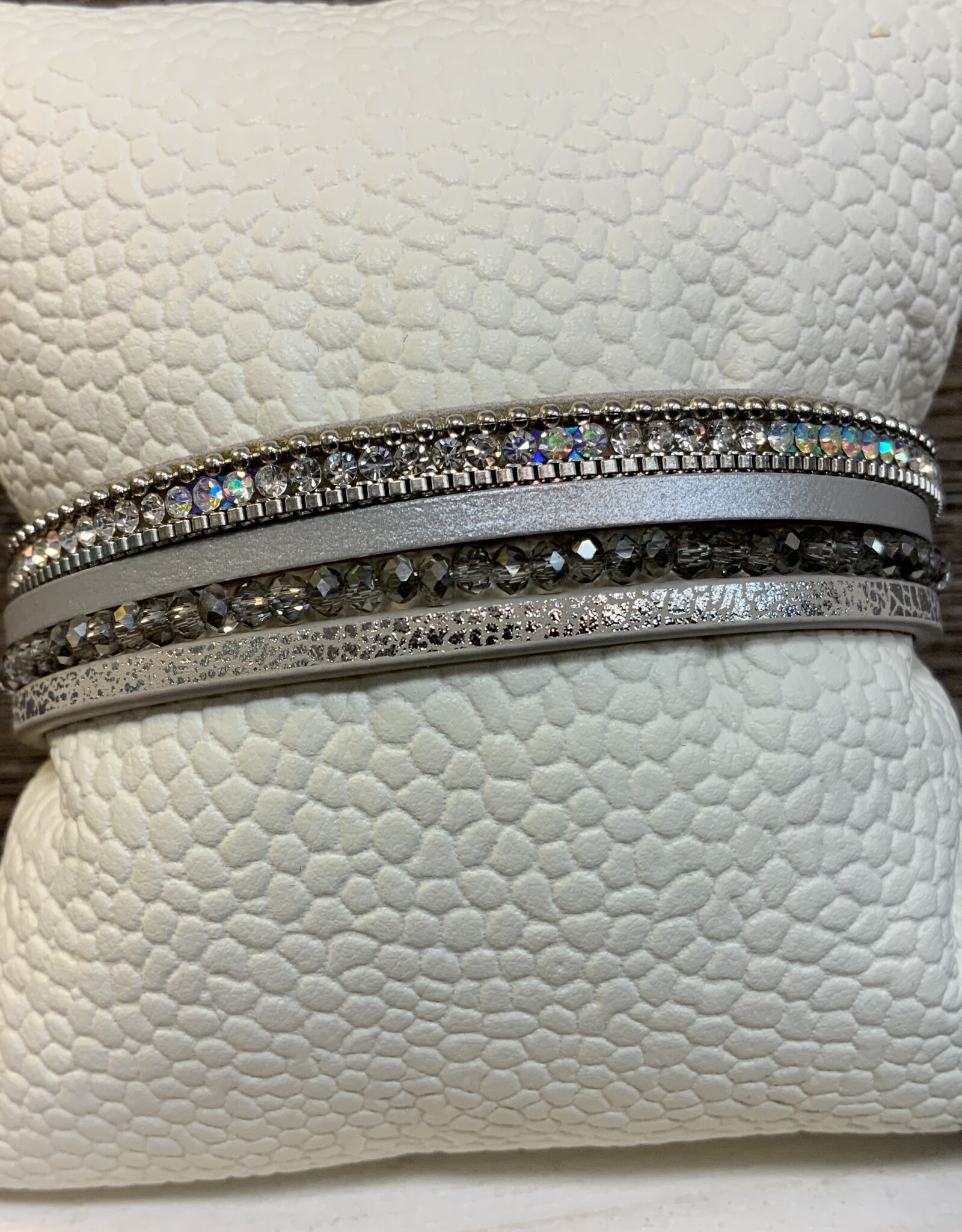 Silver Multi Strand Crystals w/Silver Metal Clasp Magnetic Bracelet