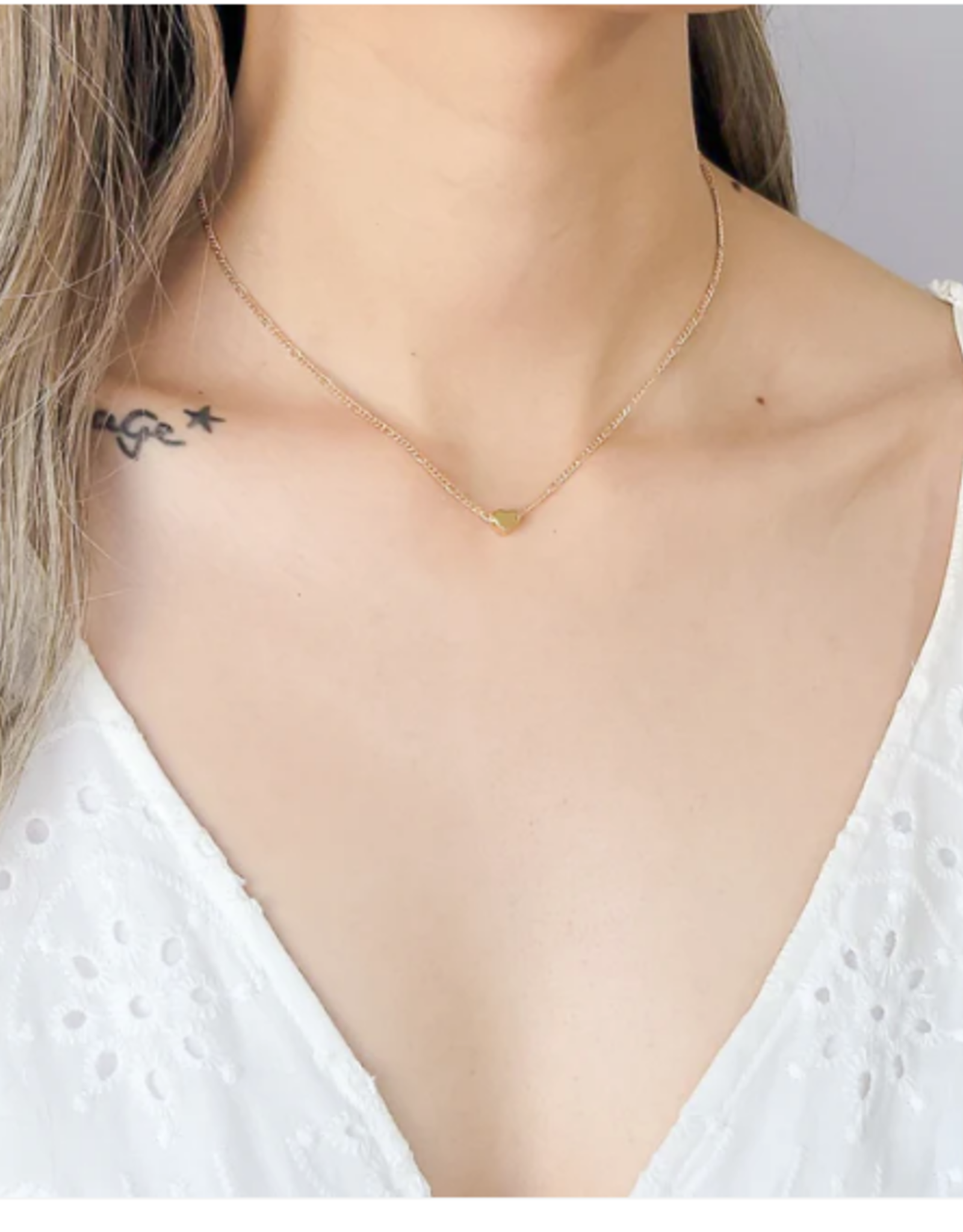 Gold Link Chain Tiny Heart Pendant Necklace