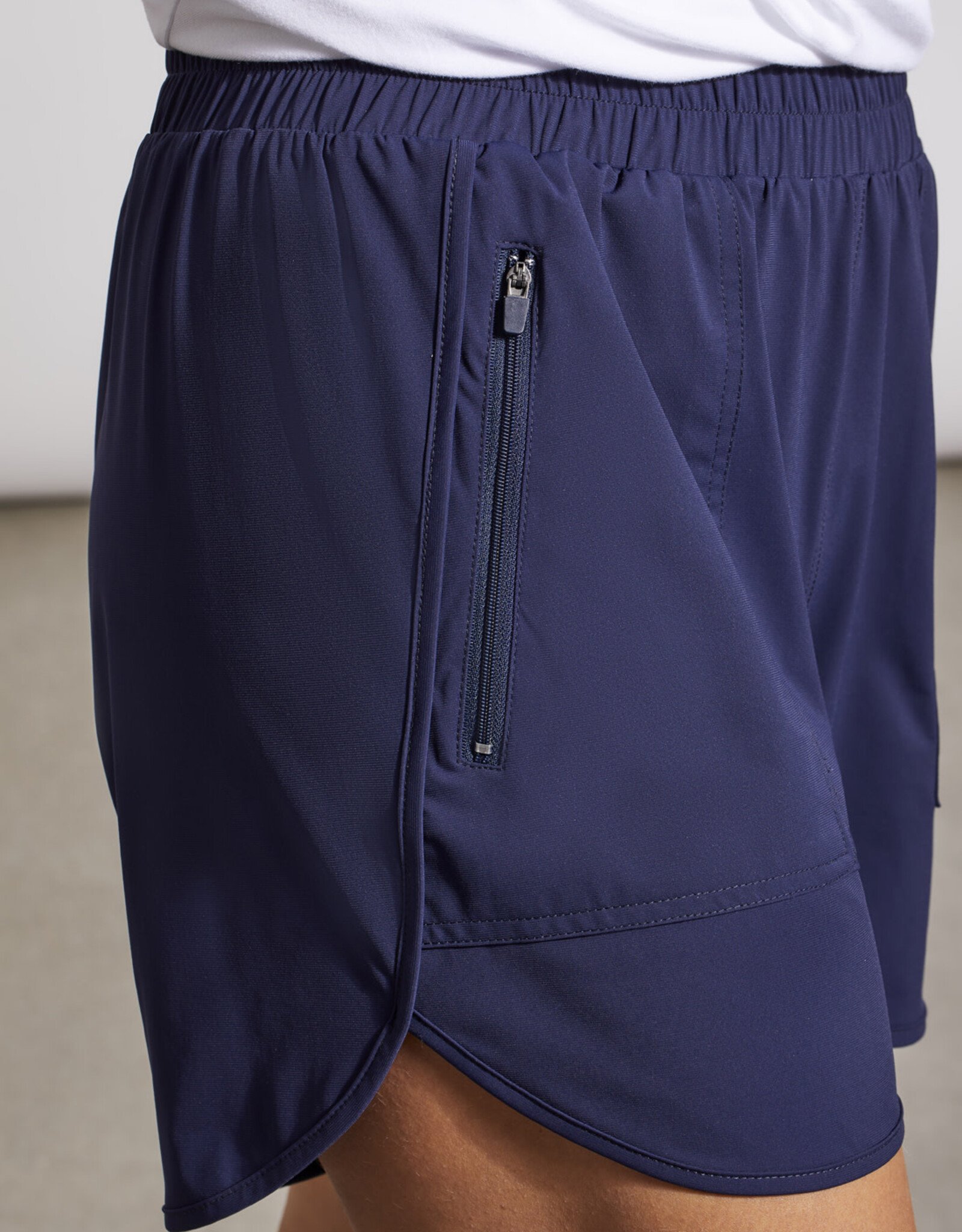 Tribal Deep Blue Pull-On 4-Way Stretch Short w/Zip Pockets