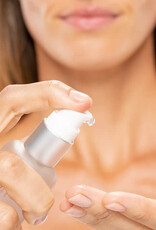Farmhouse Fresh Farmhouse Fresh  13158 Flat Out Firm Serum