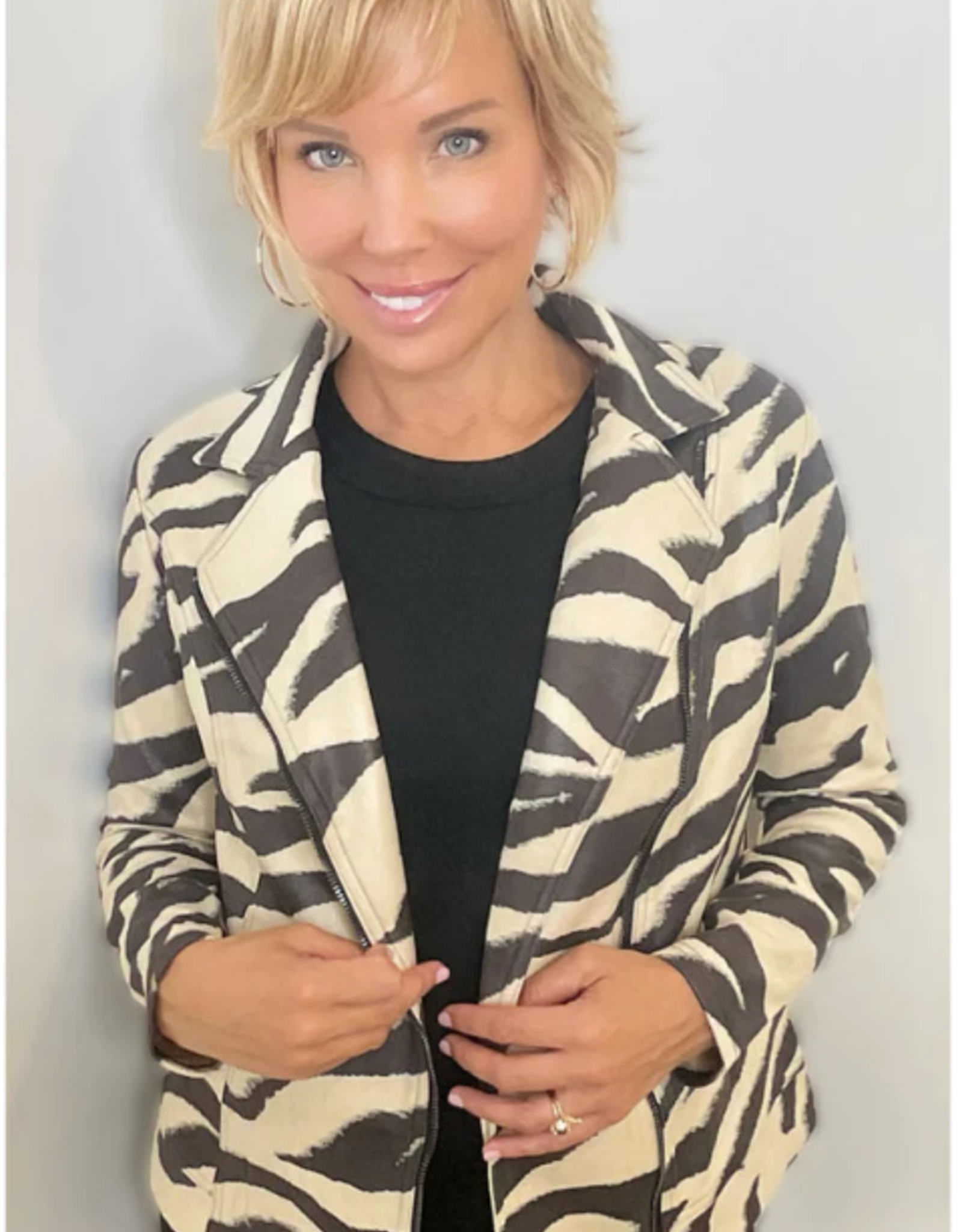 Ethyl Ethyl Grey/Ivory Zebra Print Sip Up Long Sleeve Jacket KK