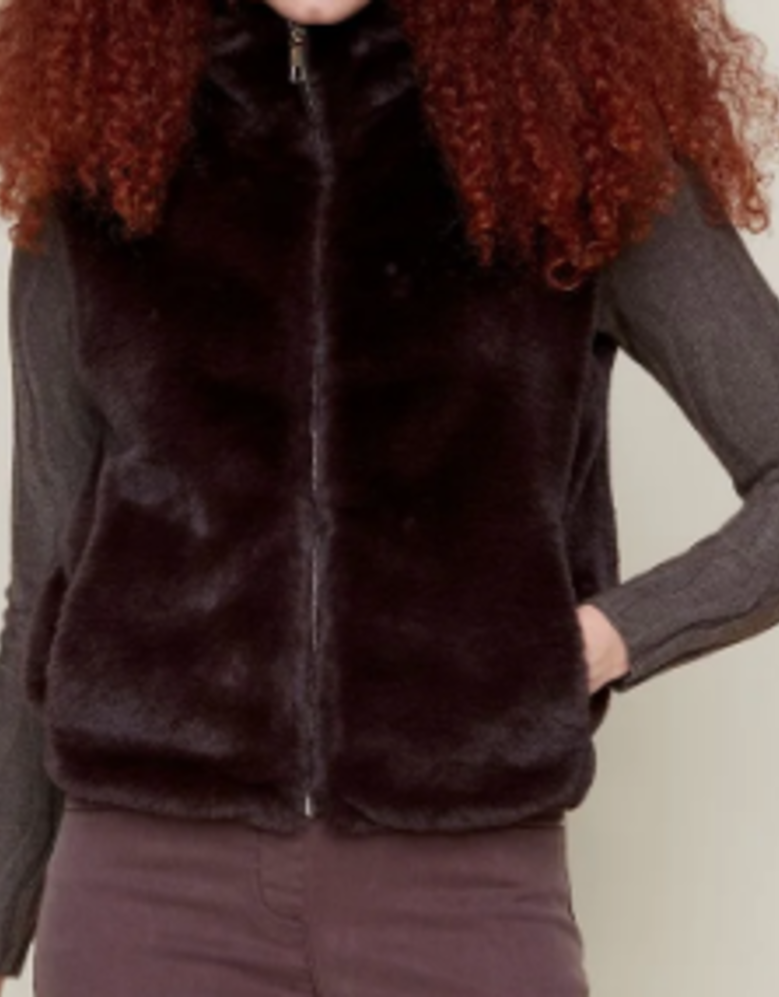 Lysse Renuar  Chocolate Faux Fur Zip Up Vest CR