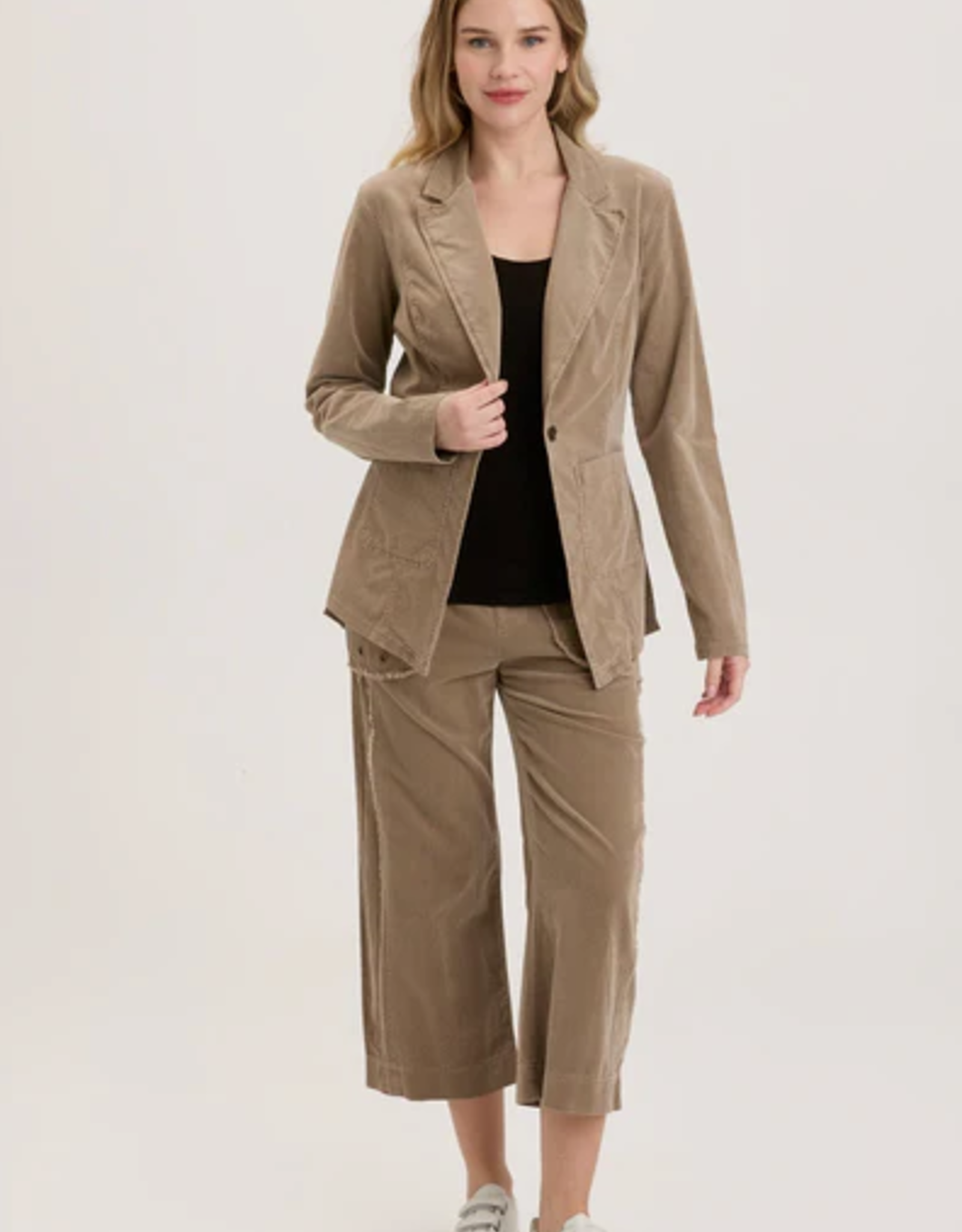 Wearables Wearables West Brooke Tan/Tanglwood  One Button Blazer CC