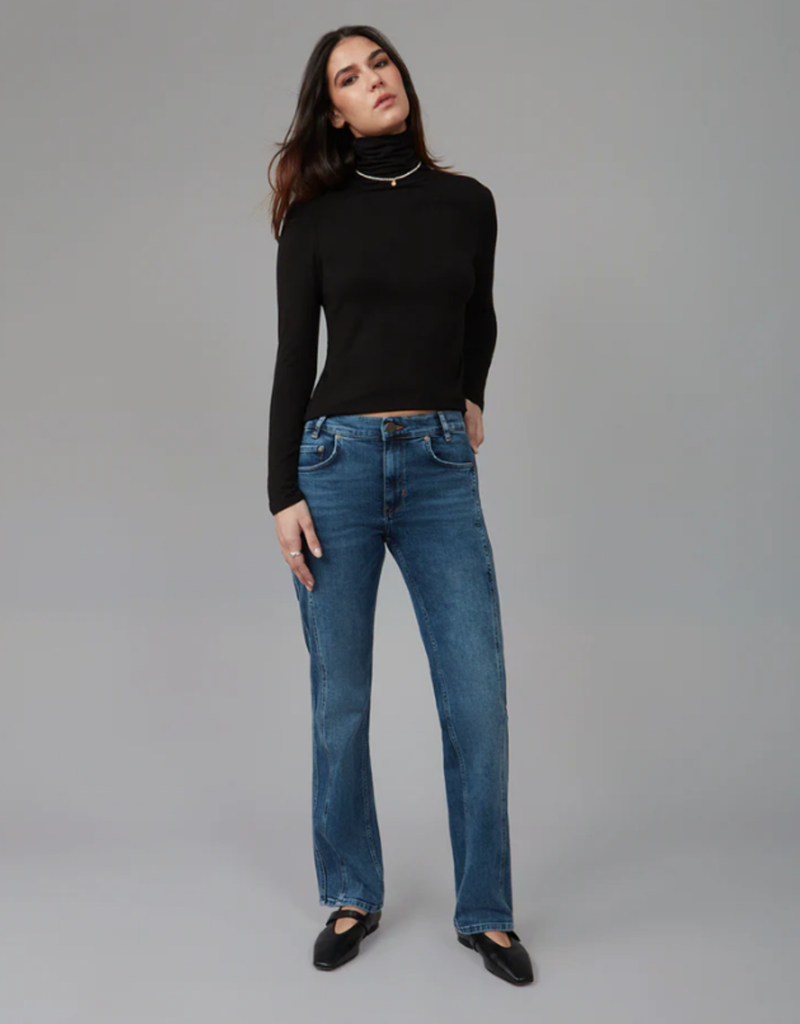 Lola Jeans Lola Jeans Jasper Med Wash Mid-Rise Straight Leg Denim Jean KH