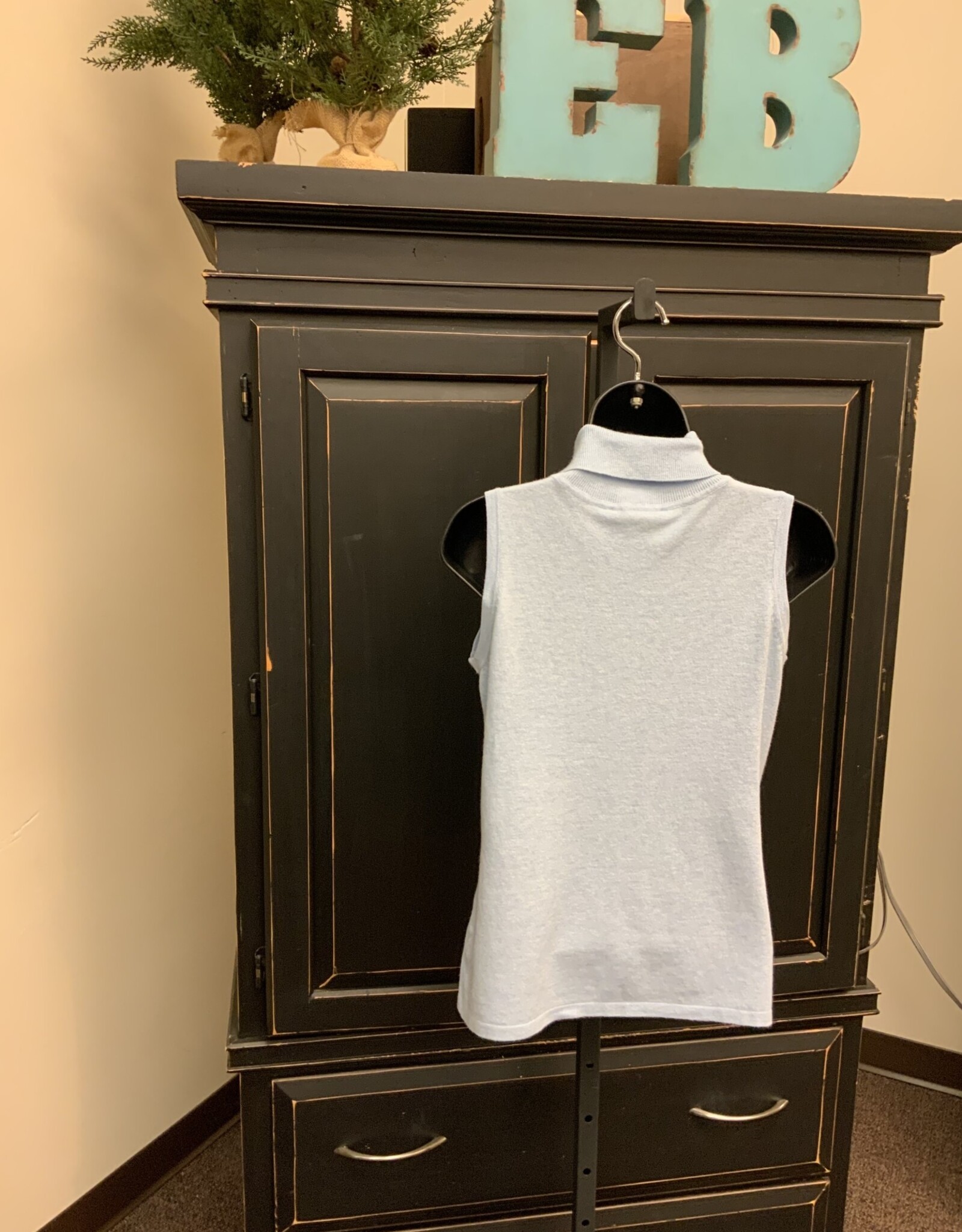 Picadilly Picadilly Dusty Blue Turtle Neck Sleeveless Knit Top KC