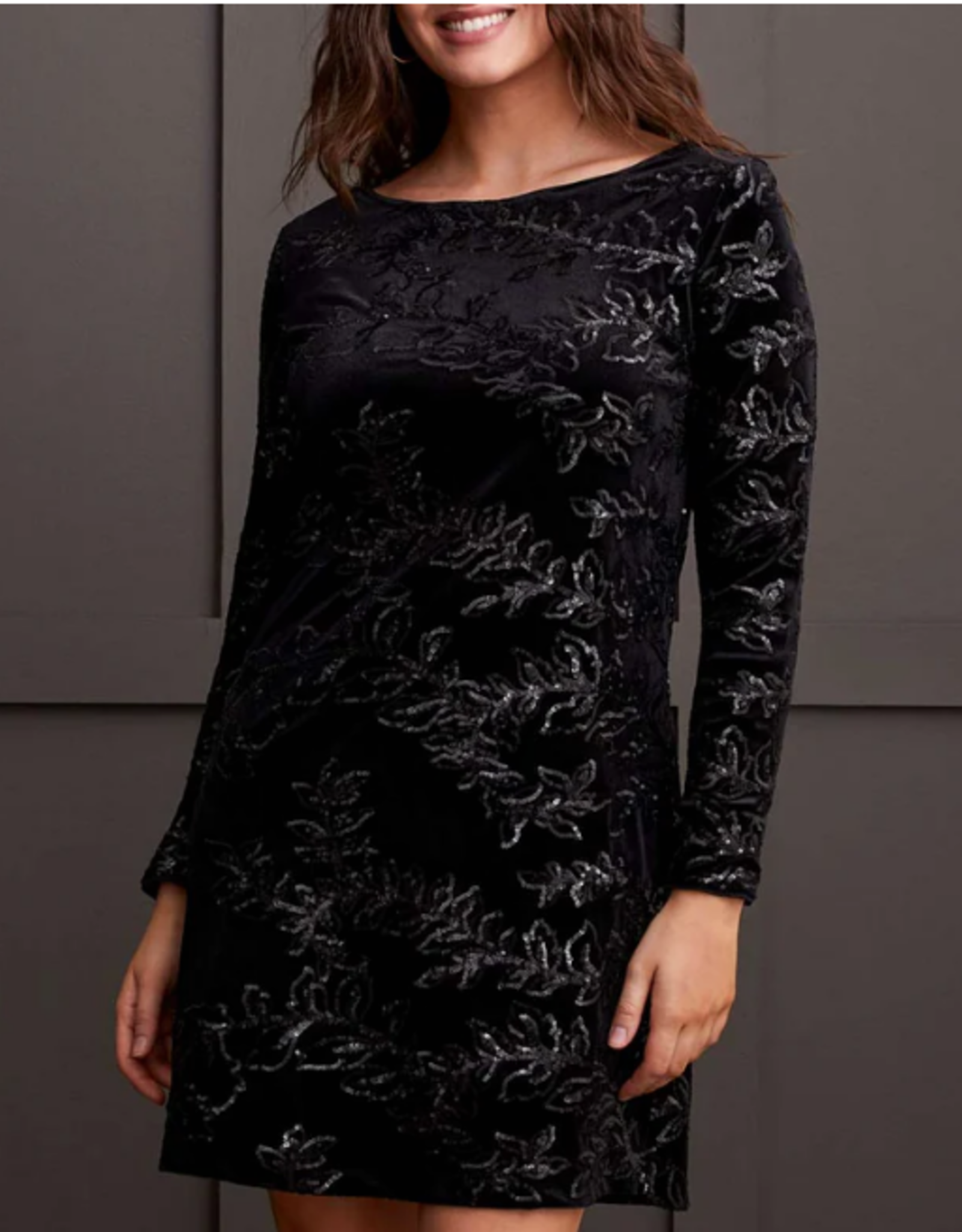 Tribal Tribal Black Lined Sequin Velvet Long Sleeve Dress CC