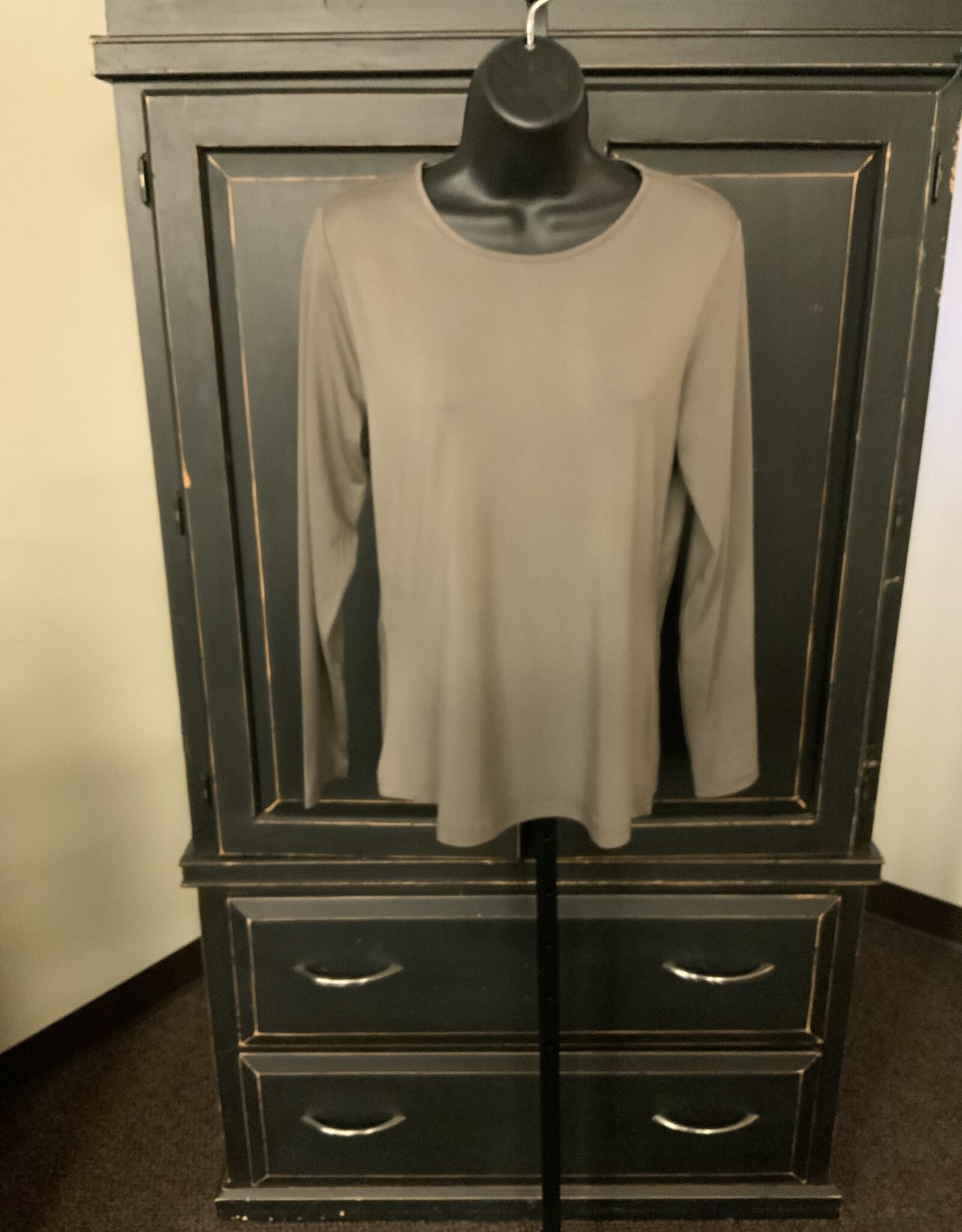 Lulu B Lulu B  TLE5129 Chocolate Basic Scoop Neck Long Sleeve Top BR