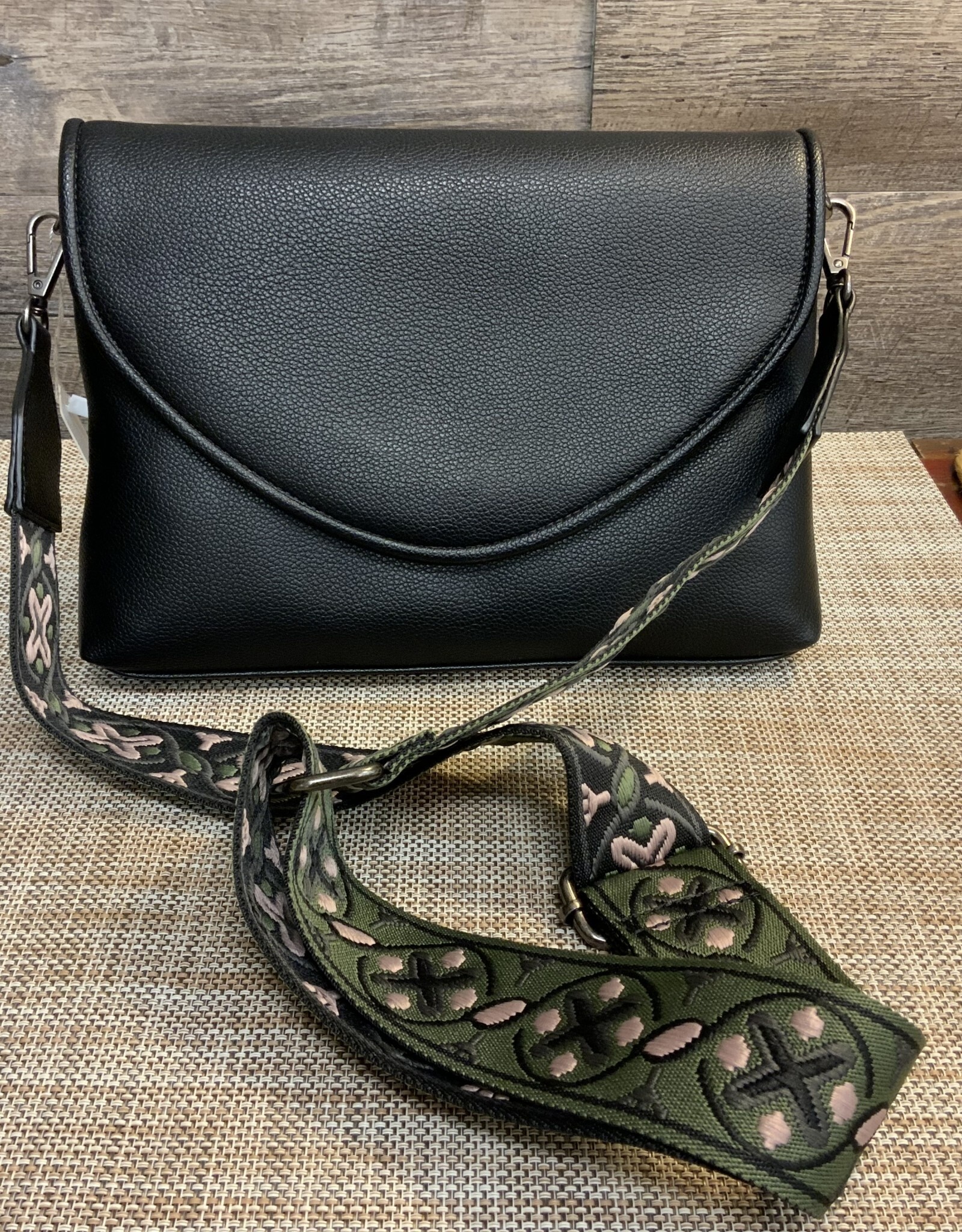 Simply Noelle SIMPLY Noelle Black Guitar Strap Handbag LR