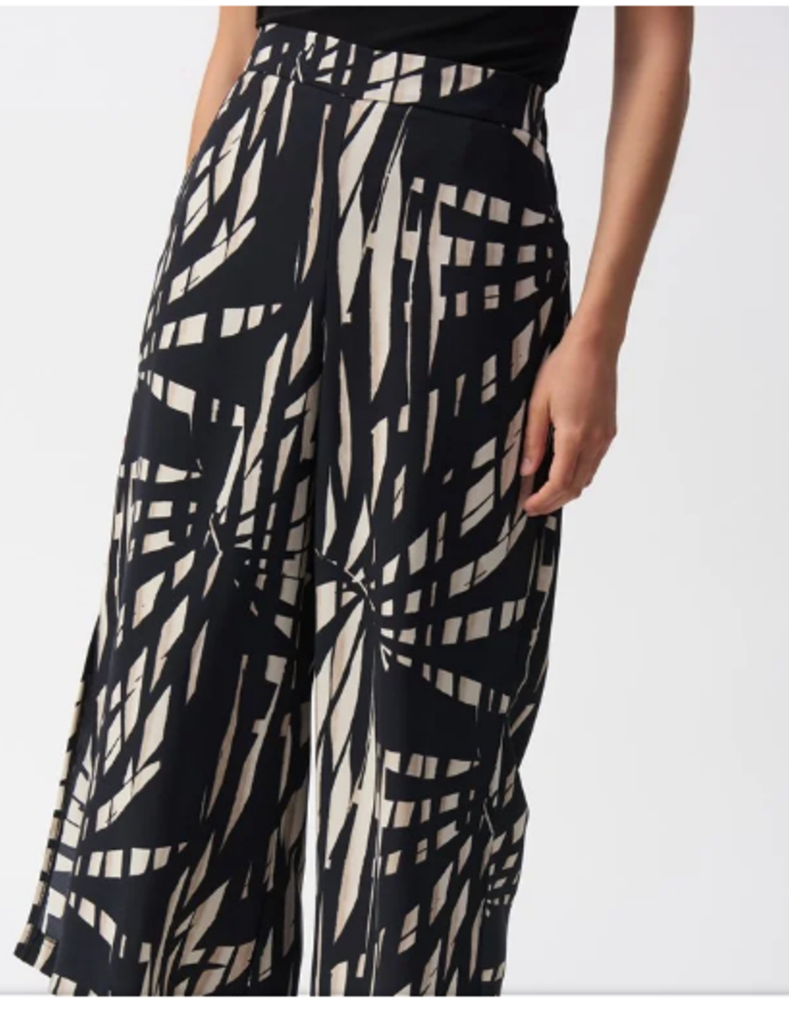 Joseph Ribkoff Joseph Ribkoff  Black/Tan  Woven Tropical Print Culotte Pant RK