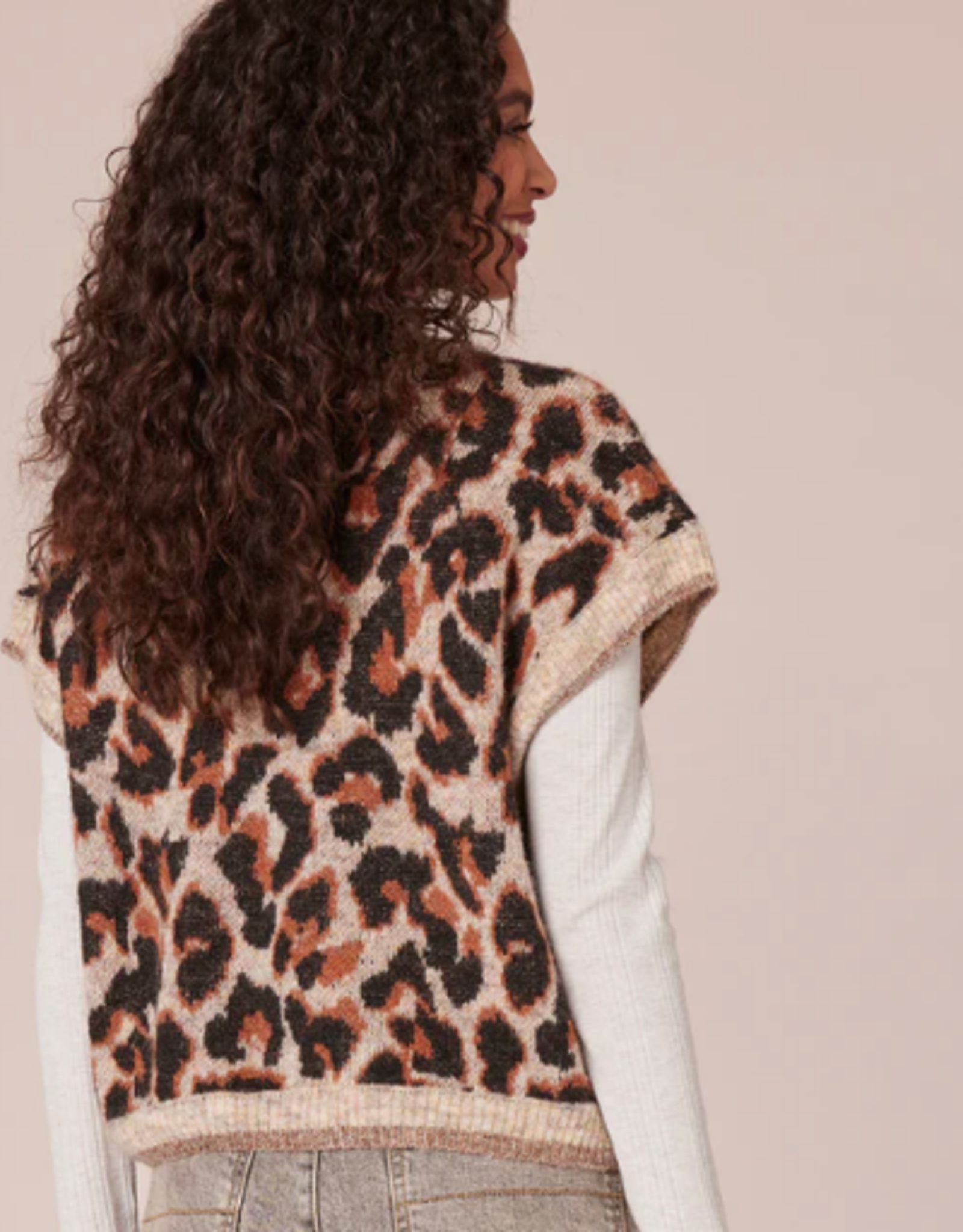 Democracy Democracy V-Neck Oatmeal Copper Animal Print  LL