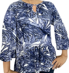 Ethyl Ethyl Blue/White Keyhole 3/4 Sleeve Top