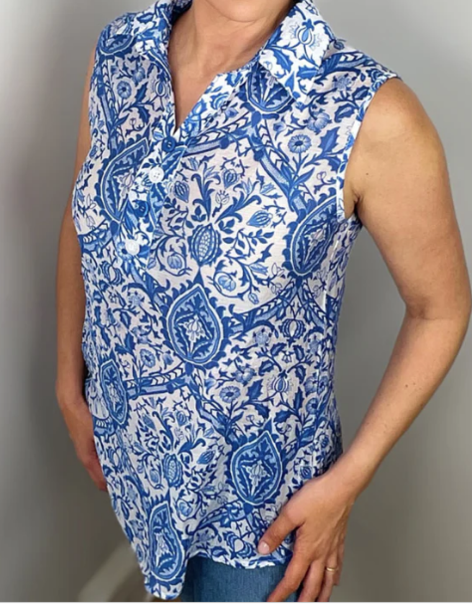 Ethyl Ethyl  Blue/White Floral print Sleeveless Top BK