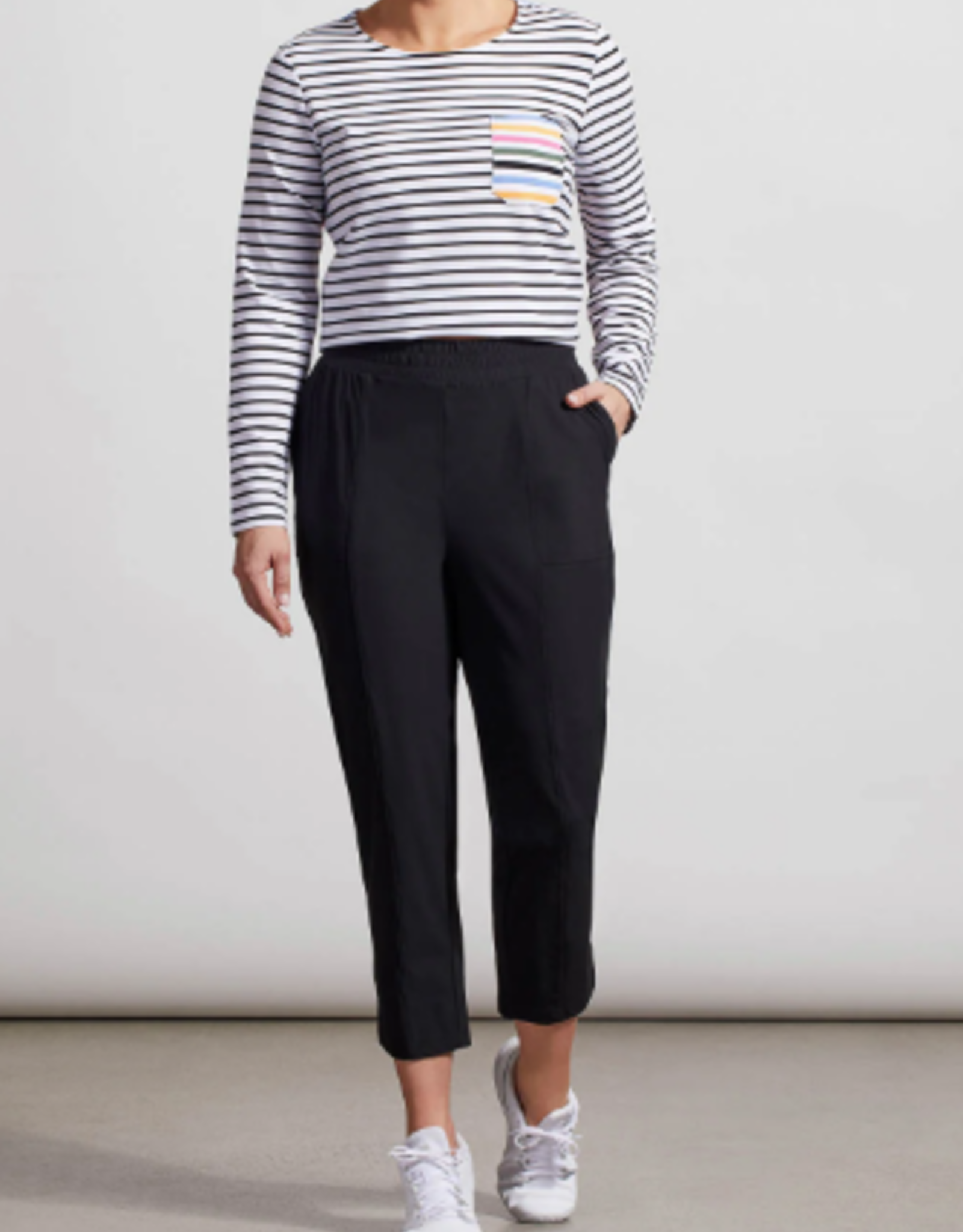 Tribal Tribal Black Pull On Capri Pant