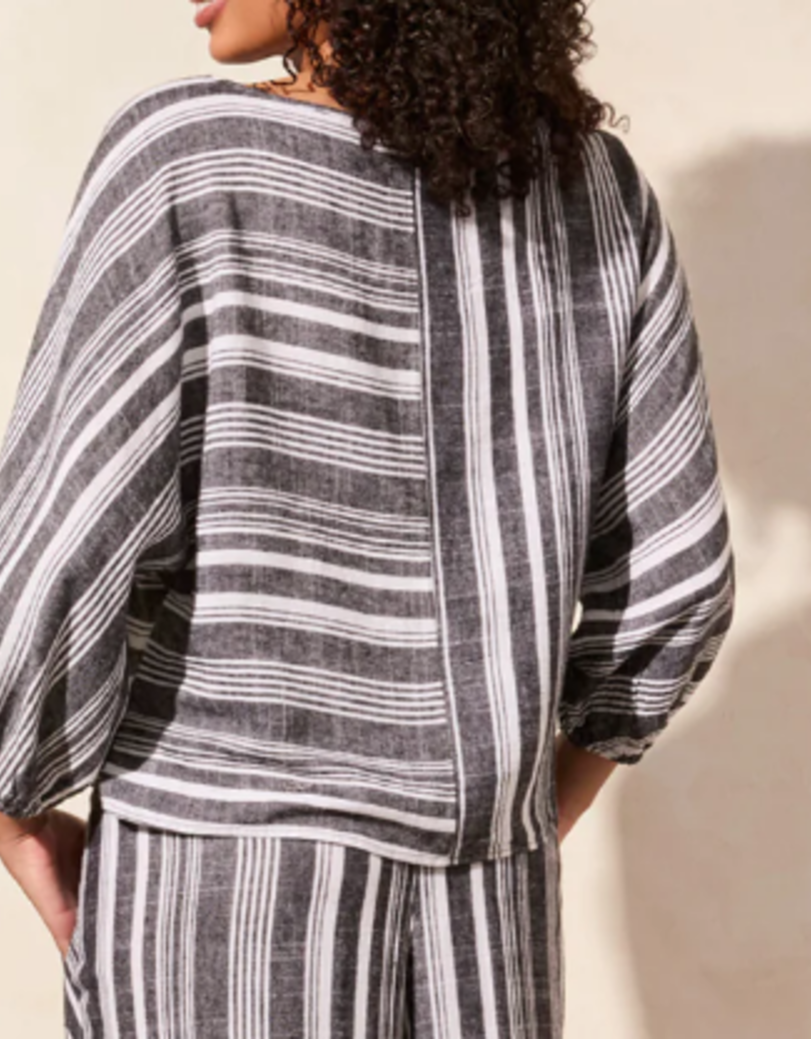 Tribal Tribal  Black/White Boat Neck Dolman Sleeve Top CE