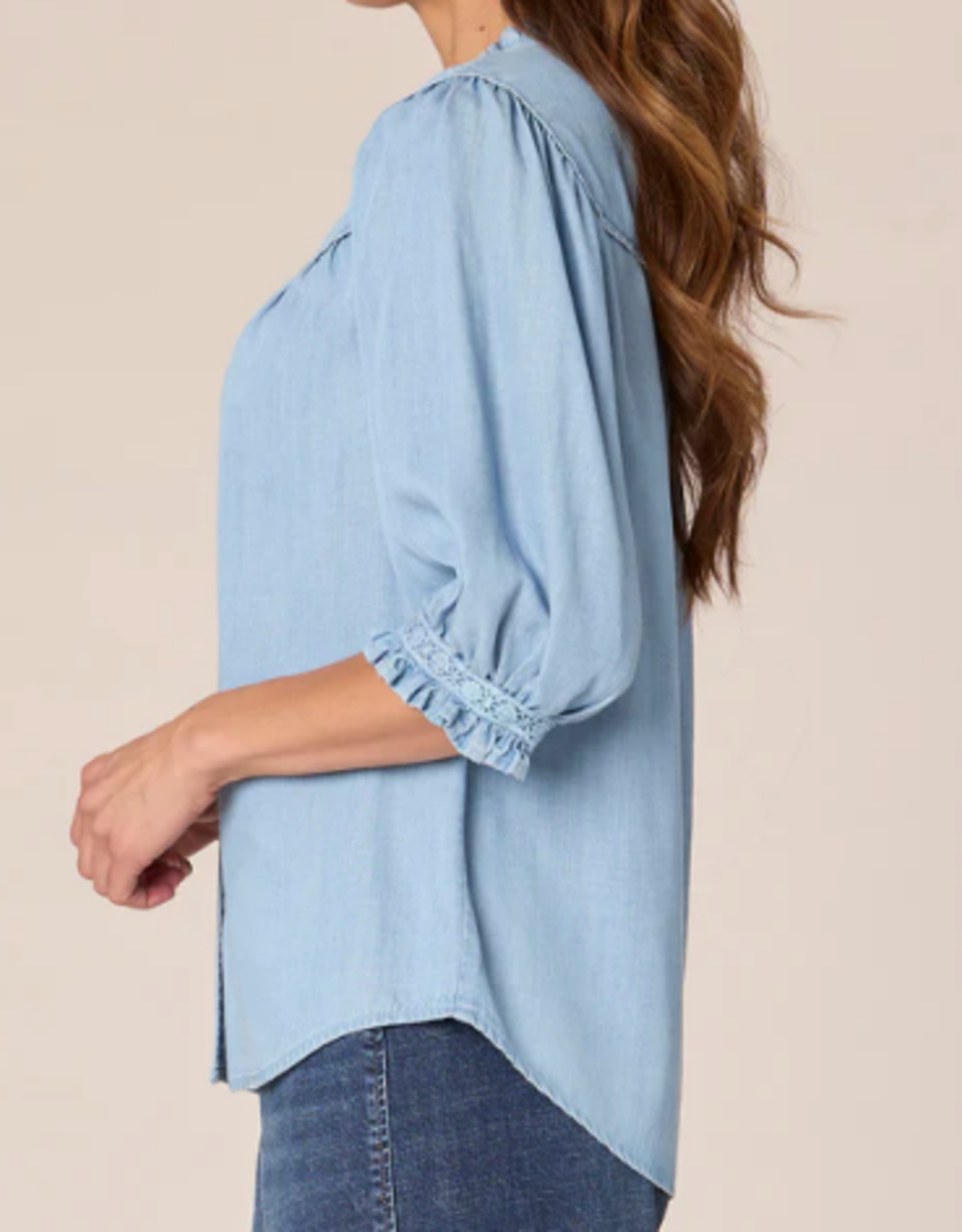 Democracy Democracy V-Neck  Crochet Inset Button Up  Elbow Sleeve Top AB