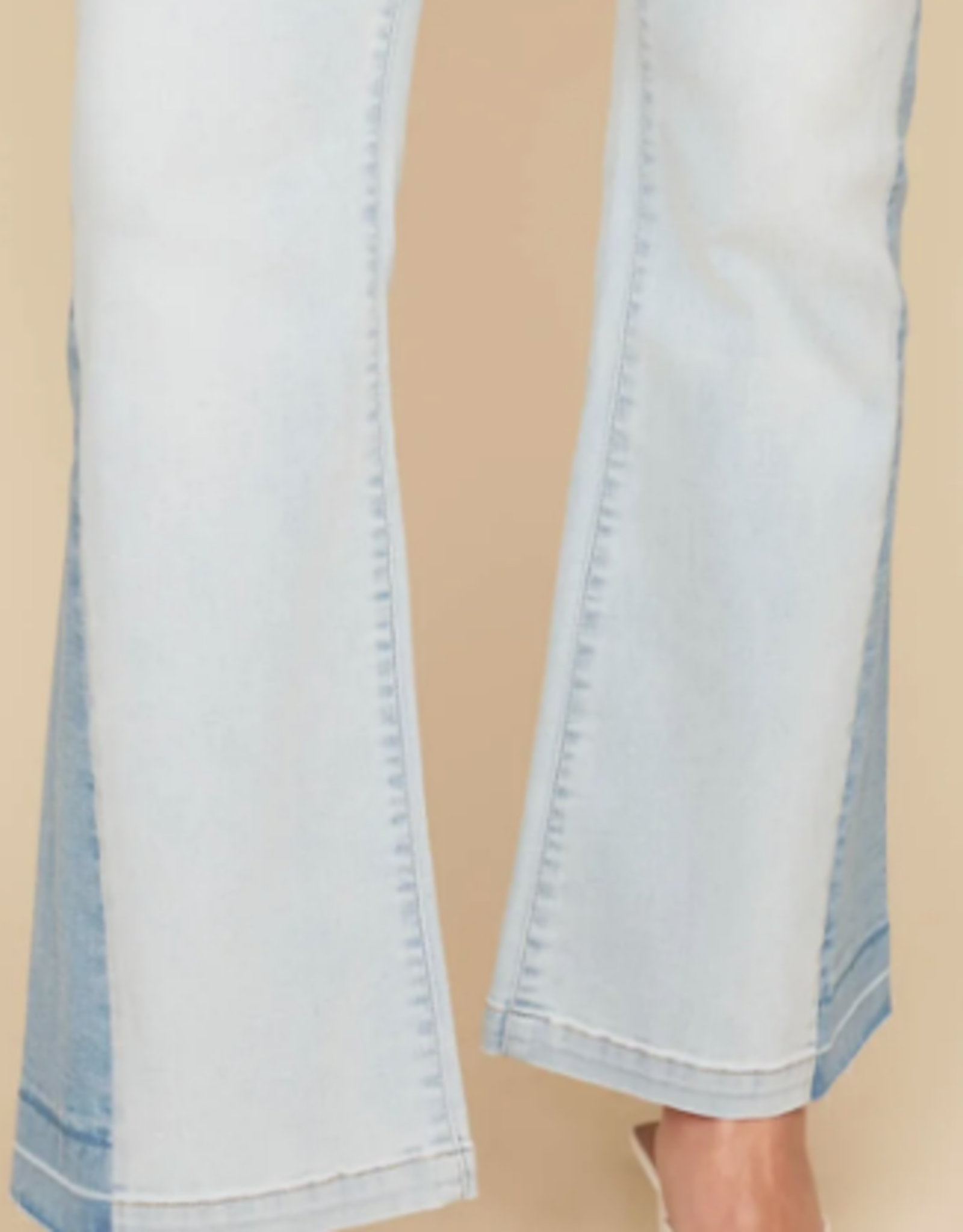 Renuar Renuar  Bleach Wash Denim  Wide Leg  Petite Pant  CA