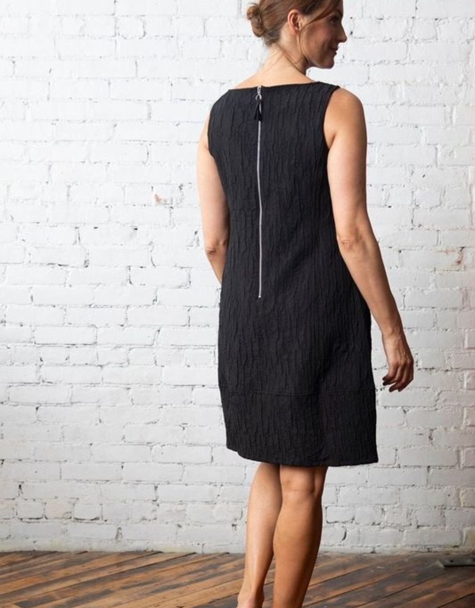 Habitat Olivia Black Textured Sleeveless Derby Dress w/Pockets