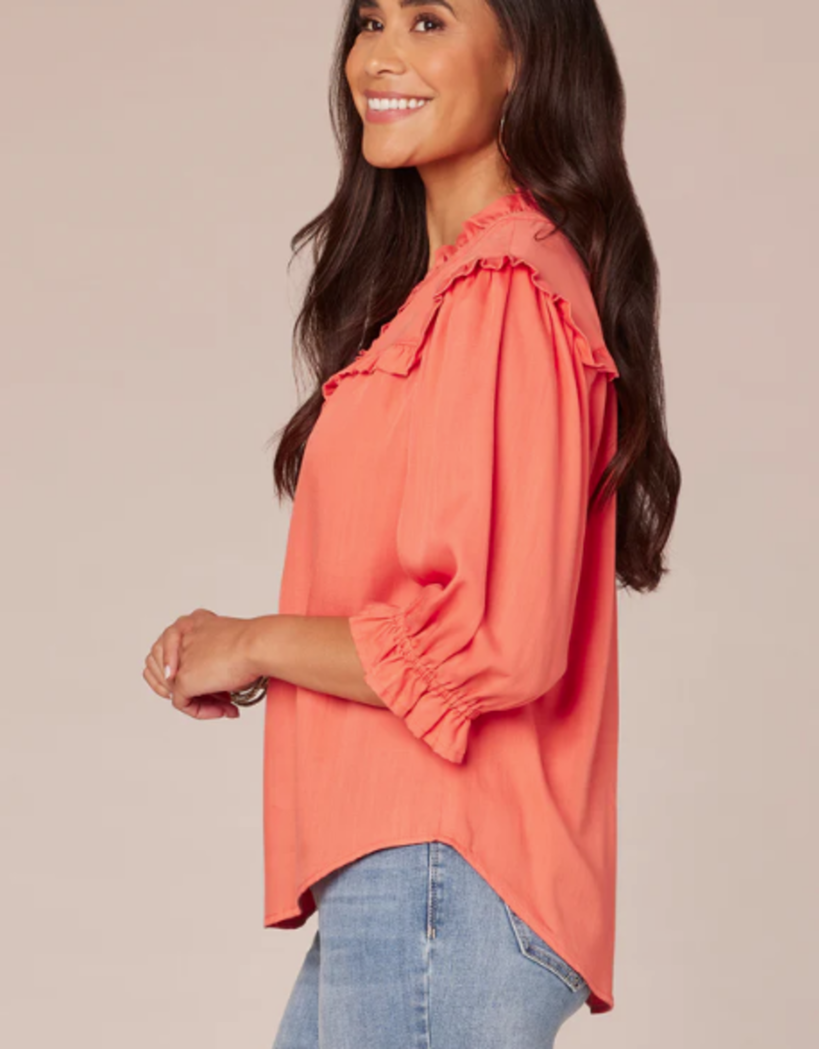 Democracy Democracy Coral V Neck Ruffle Detail S/S Top AL