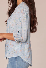 Democracy Democracy Cinched Sleeve Pintuck Picot Button Front Printed Petite Top