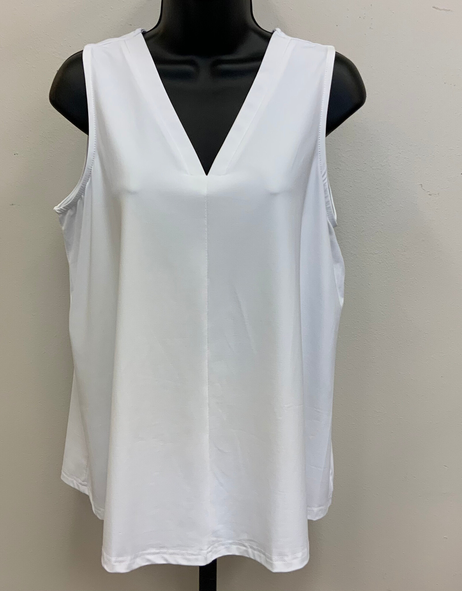 Lulu B Lulu B White Sleeveless V Neck Top LC