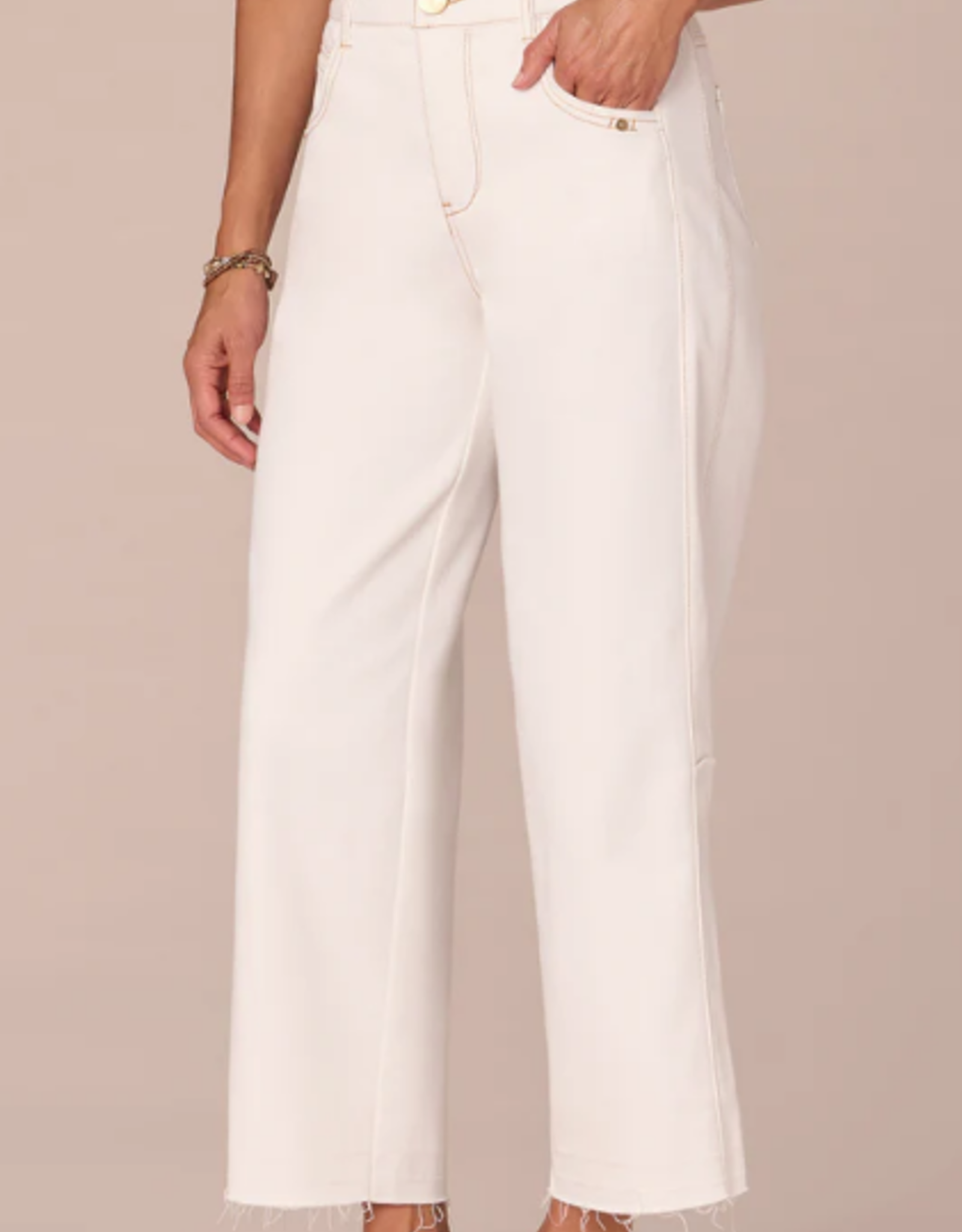Democracy Democracy "Ab"solution Skyrise Relaxed Straight Leg Jeans  Fray Hem AA