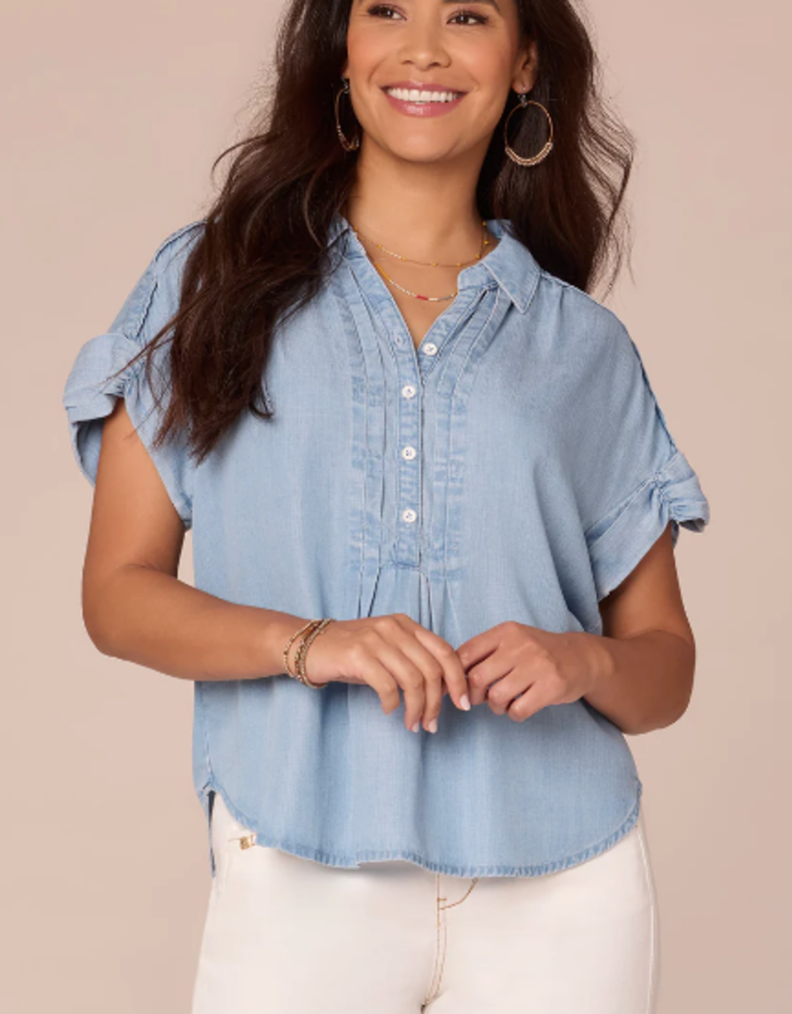 Democracy Democracy Light Blue S/S Collar Button Down Pleated Petite Woven Shirt AE
