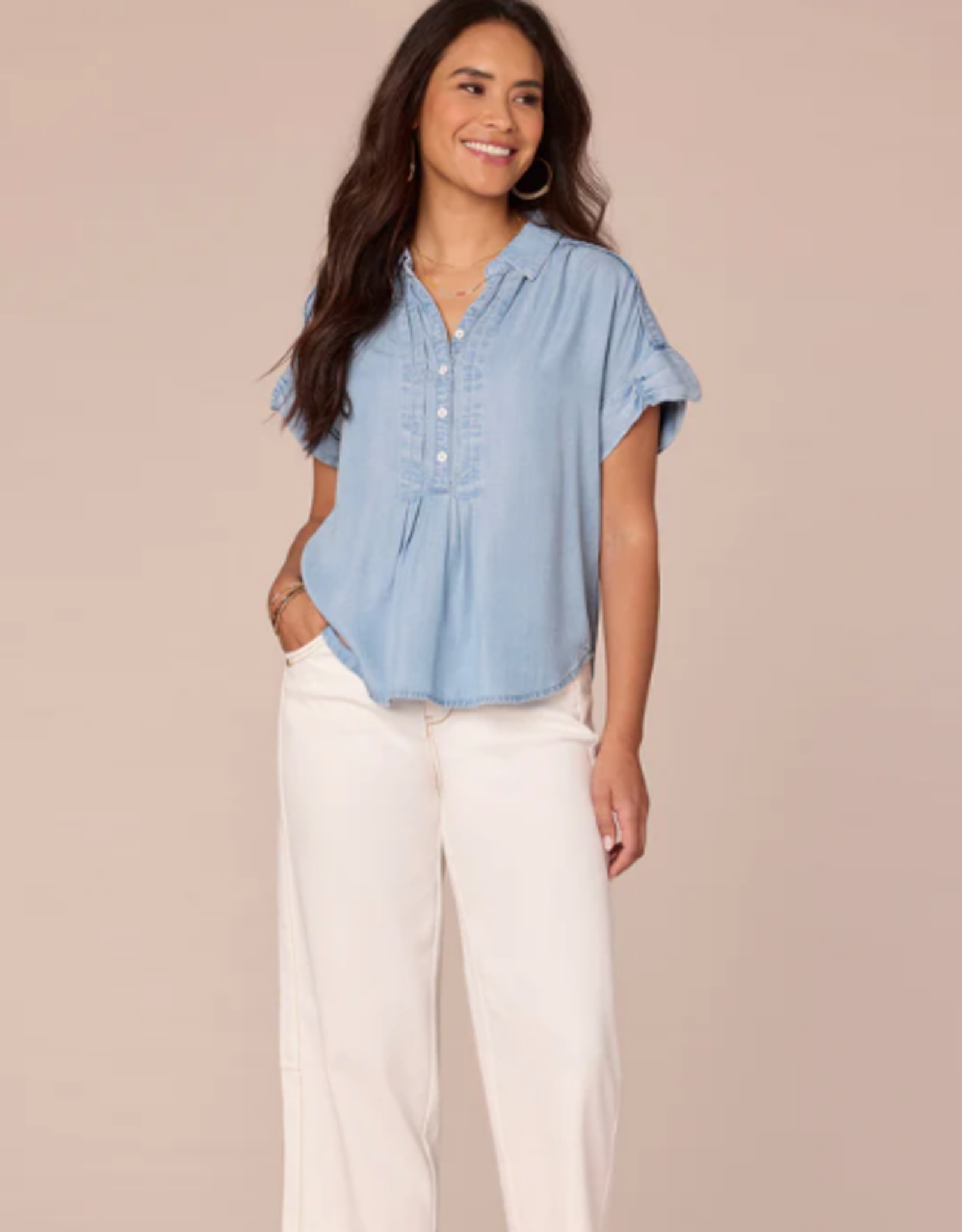 Democracy Democracy Light Blue S/S Collar Button Down Pleated Petite Woven Shirt AE