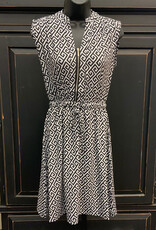 Keren Hart Keren Hart BLK/WHT V-Neck 1/4 Zip Drawstring Sleeveless Dress LL