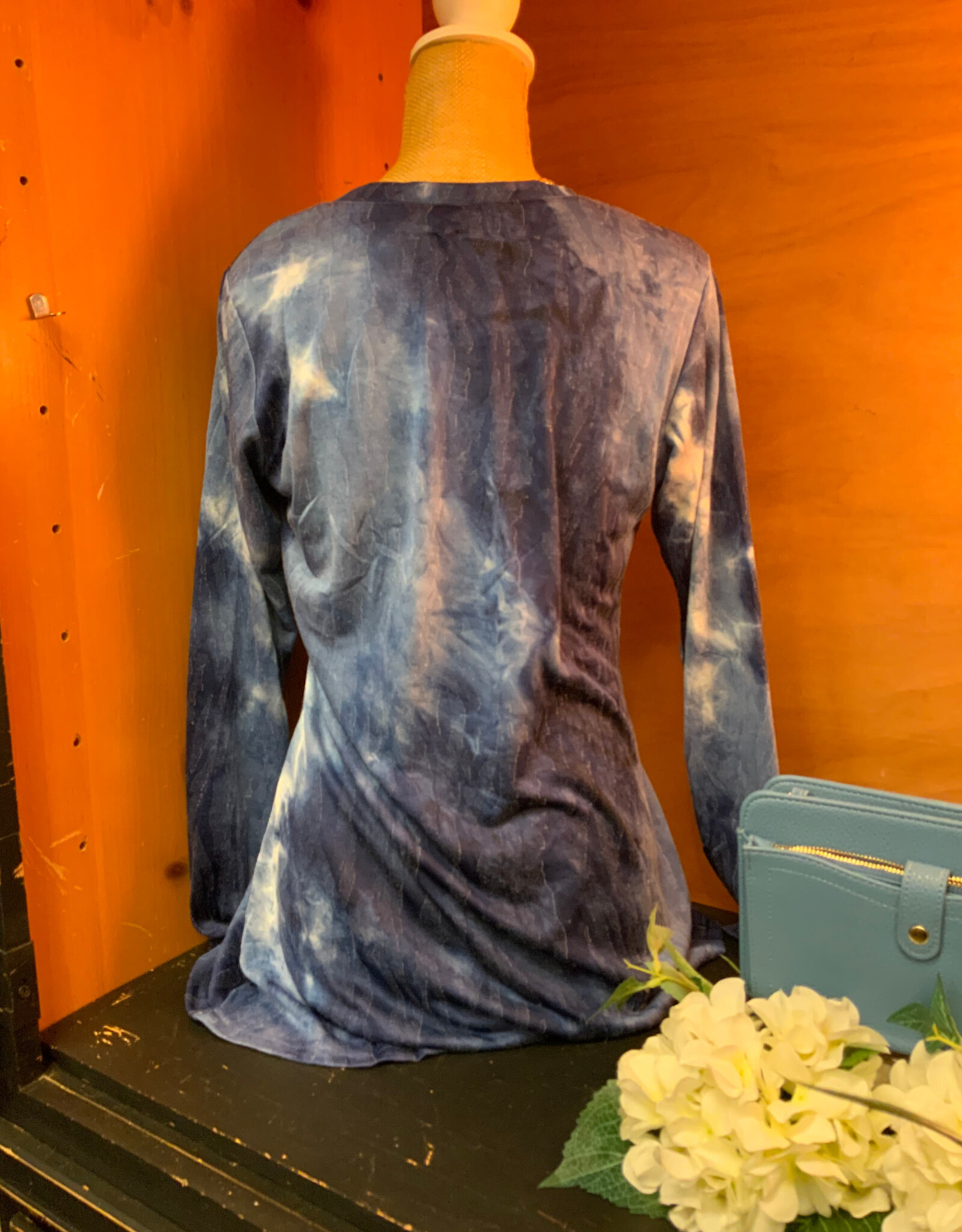 Ethyl Ethyl Blue Long sleeve V-Neck Burnout Knit