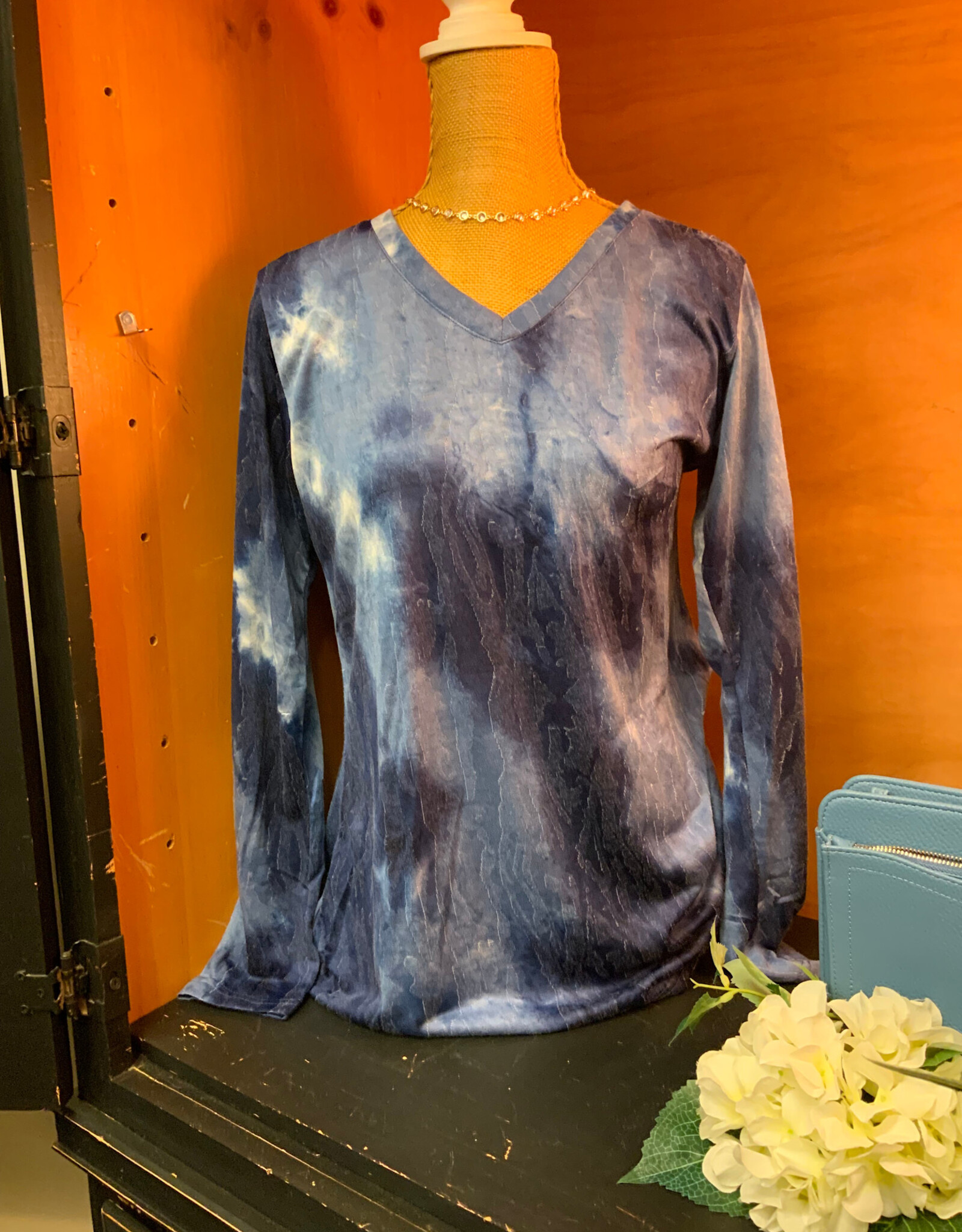 Ethyl Ethyl Blue Long sleeve V-Neck Burnout Knit
