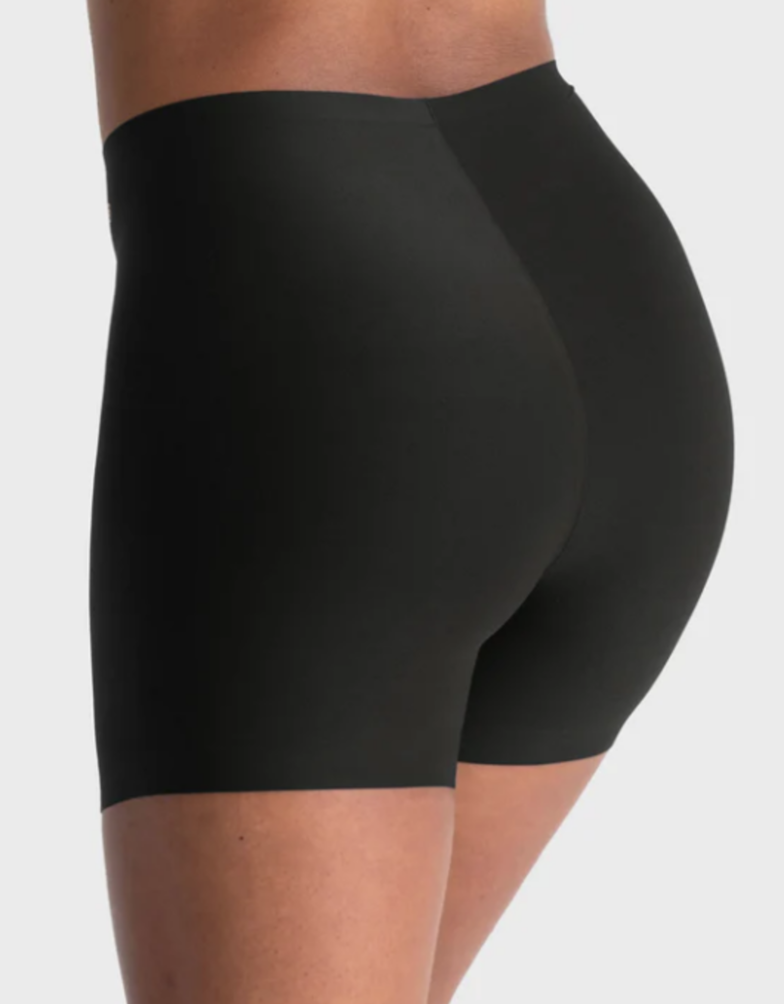 Evelyn & Bobbie Evelyn & Bobbie Longline Girlshort Black