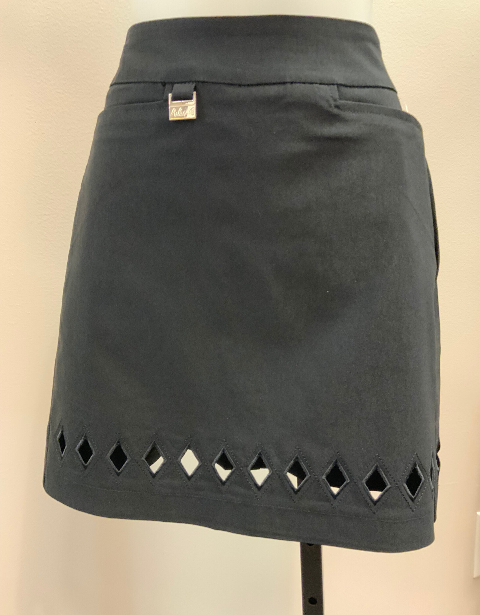 Lulu B Lulu  B Black Pull On Skort  AL